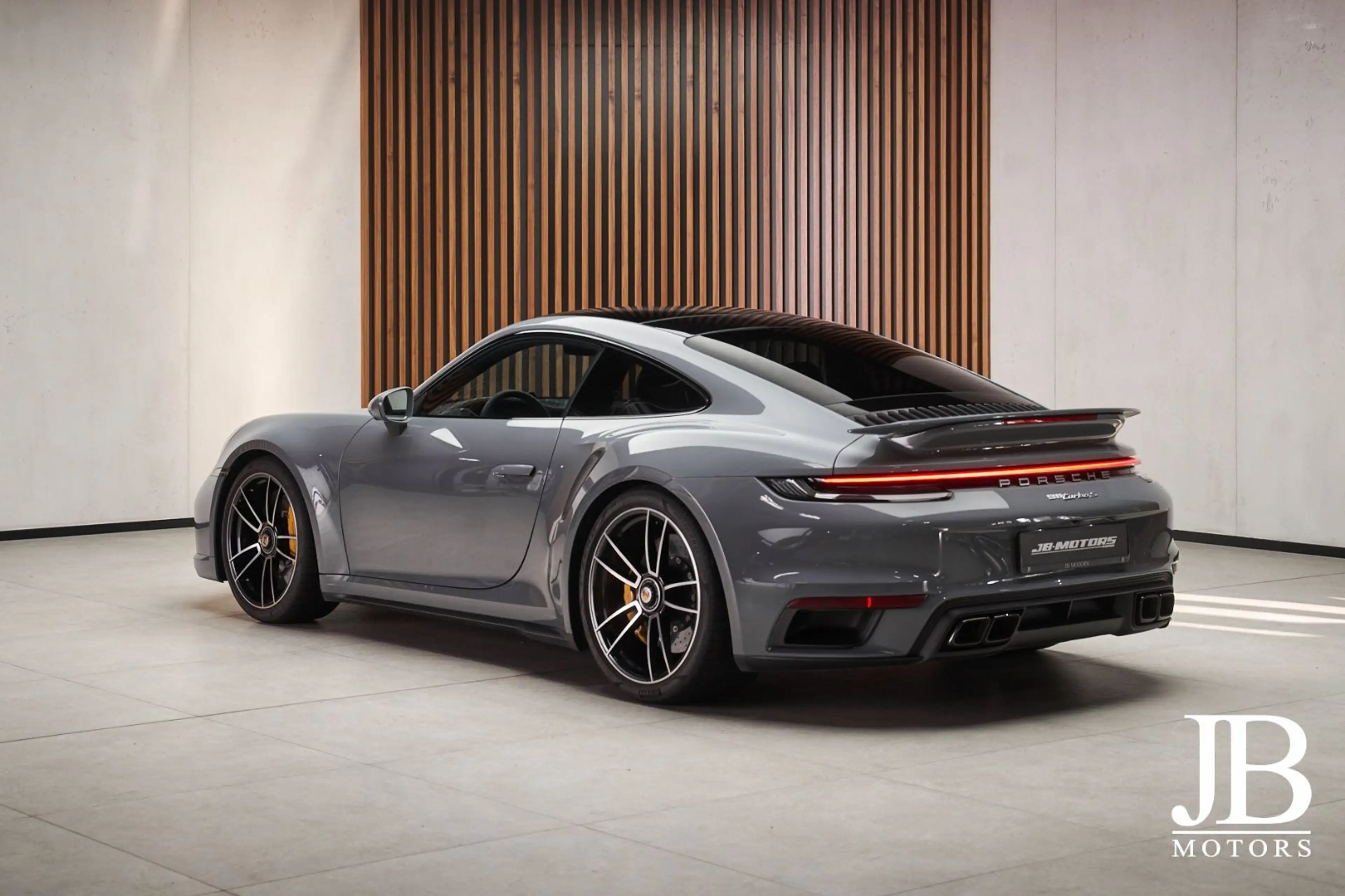 Porsche 992 .1 Turbo S Burmester Lift 360° Alcantara LED — photo 12