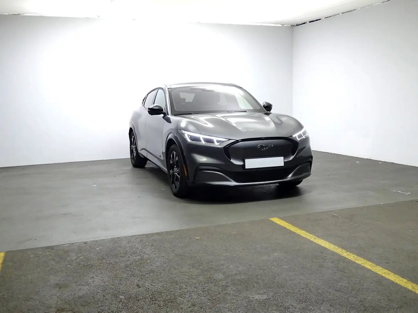 Ford Mustang Mach-E BEV 99KWH 294PS AUTO PREMIUM 294 5P Gris - 1