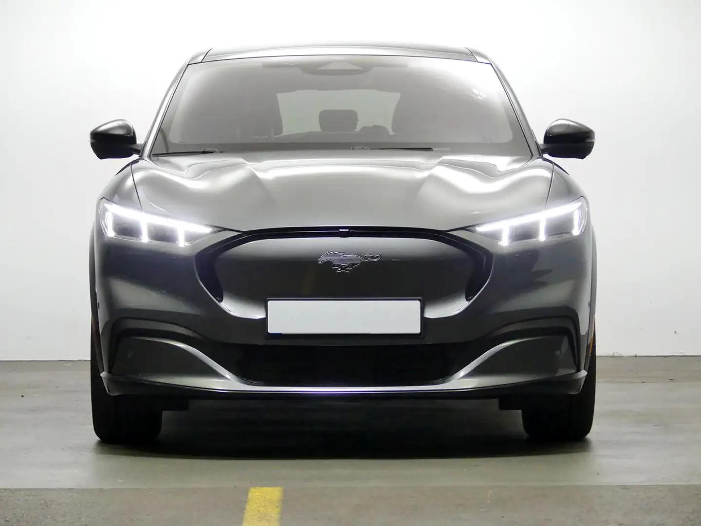 Ford Mustang Mach-E BEV 99KWH 294PS AUTO PREMIUM 294 5P Gris - 2