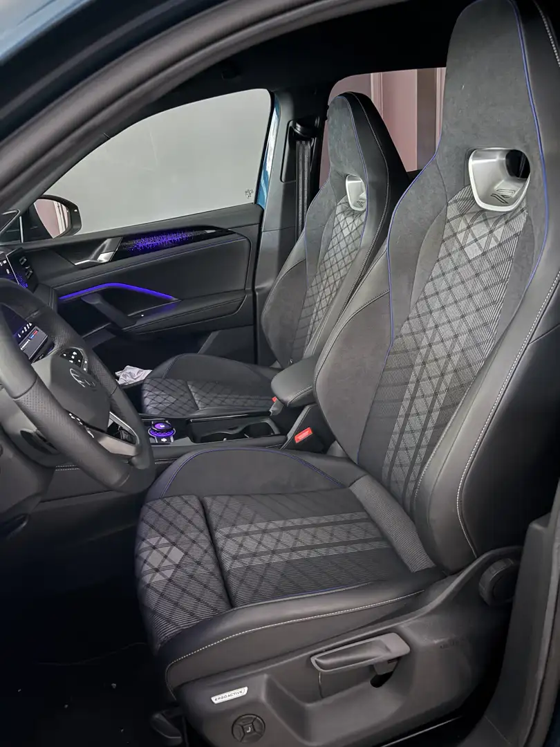Volkswagen Tiguan 2.0 tdi R-Line 4motion 193cv dsg RLine - 2