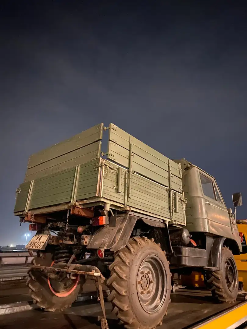Mercedes-Benz UNIMOG - 2
