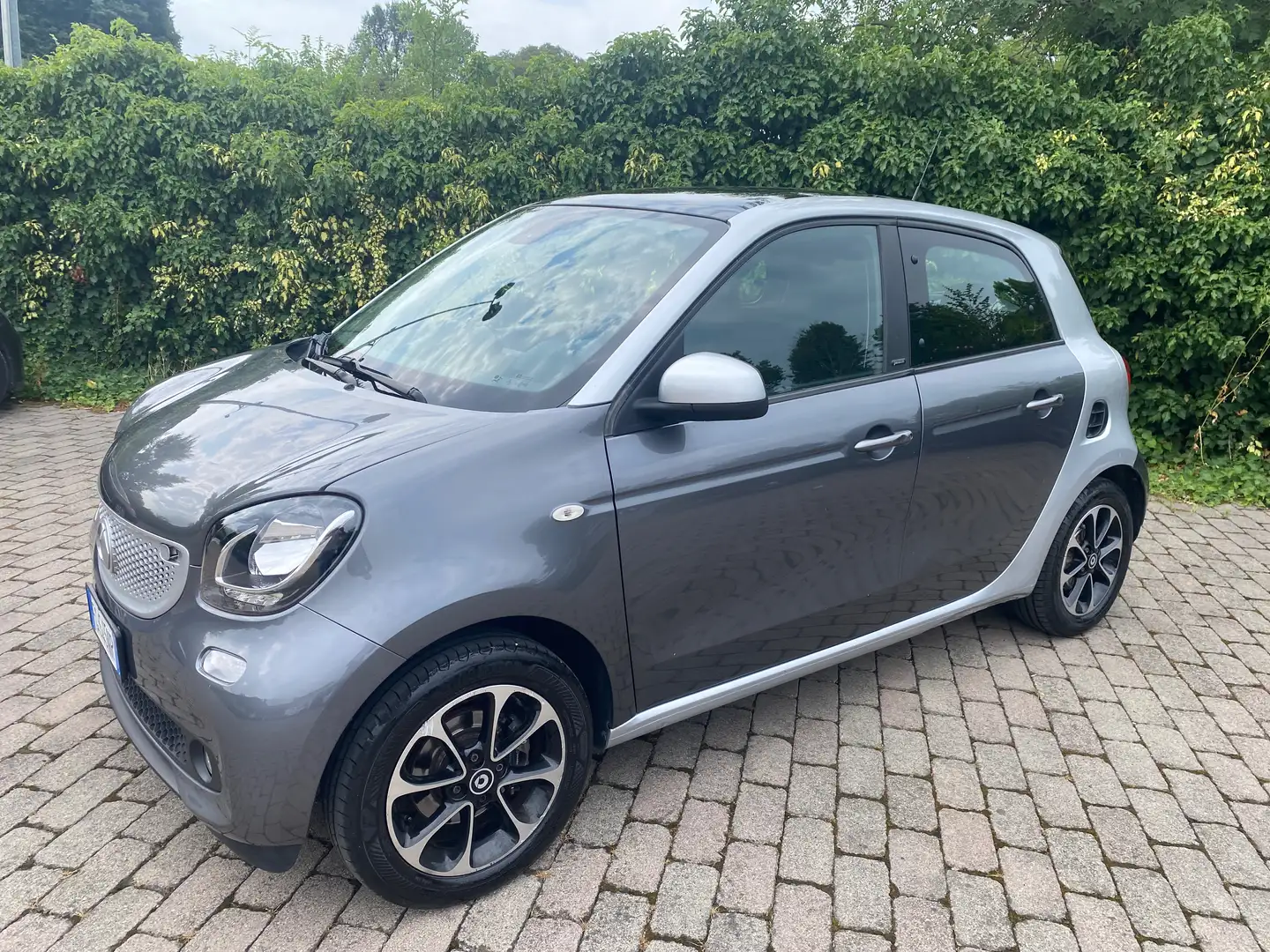smart forFour passion turbo twinamic 90cv Grigio - 1