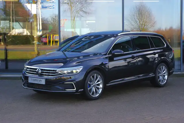 Volkswagen Passat Variant 1.4 TSI PHEV GTE 218 PK BNS, Panoramadak, Matrix-L