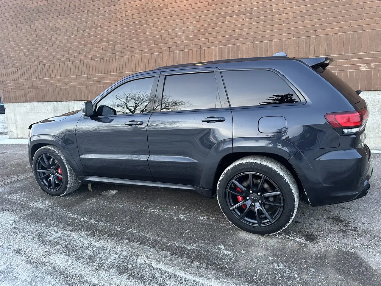 Jeep Grand Cherokee снимка Jeep Grand Cherokee
