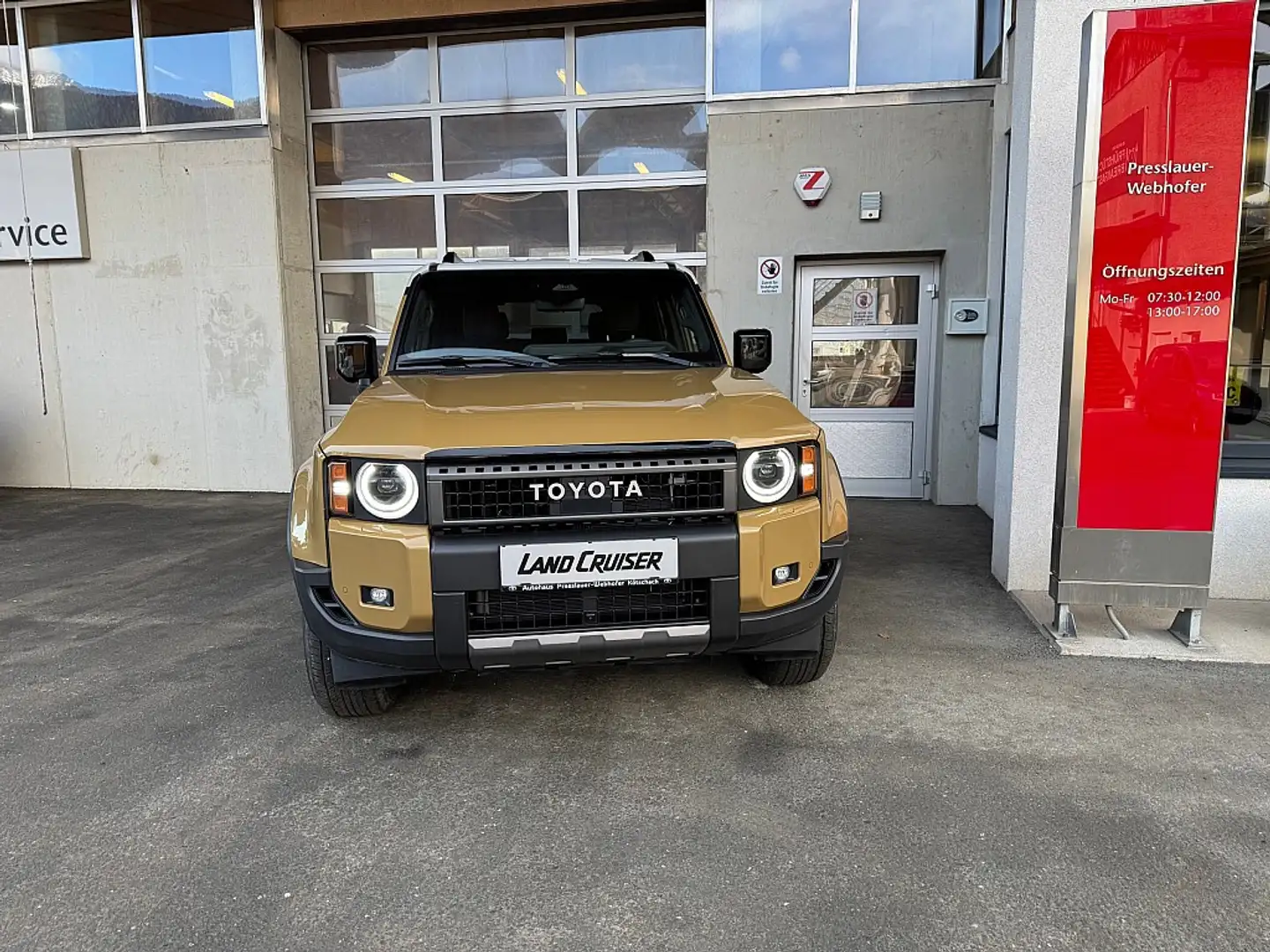 Toyota Land Cruiser Landcruiser 2,8 D-4D 4WD First Edition Aut. - 2