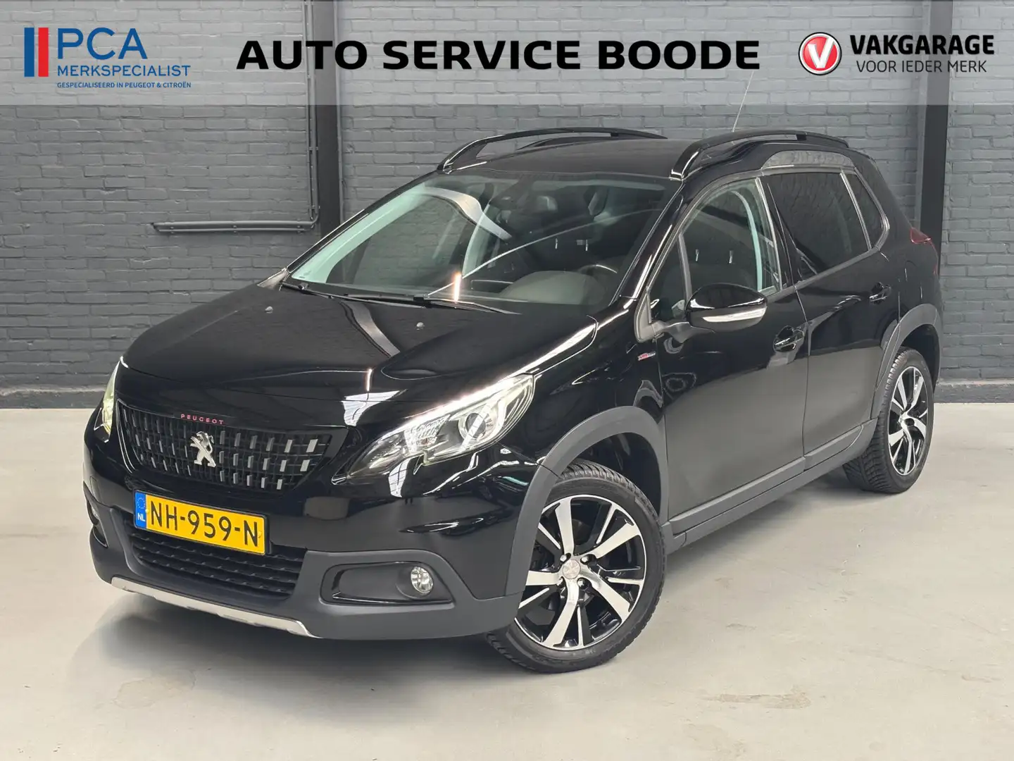 Peugeot 2008 1.2 (110 pk) GT-line - panoramadak - navigatie - c Zwart - 1