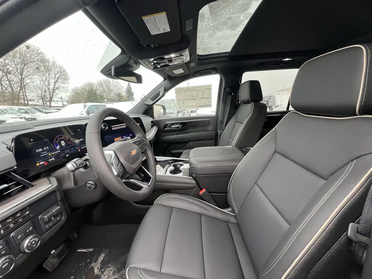 Chevrolet Tahoe снимка Chevrolet Tahoe