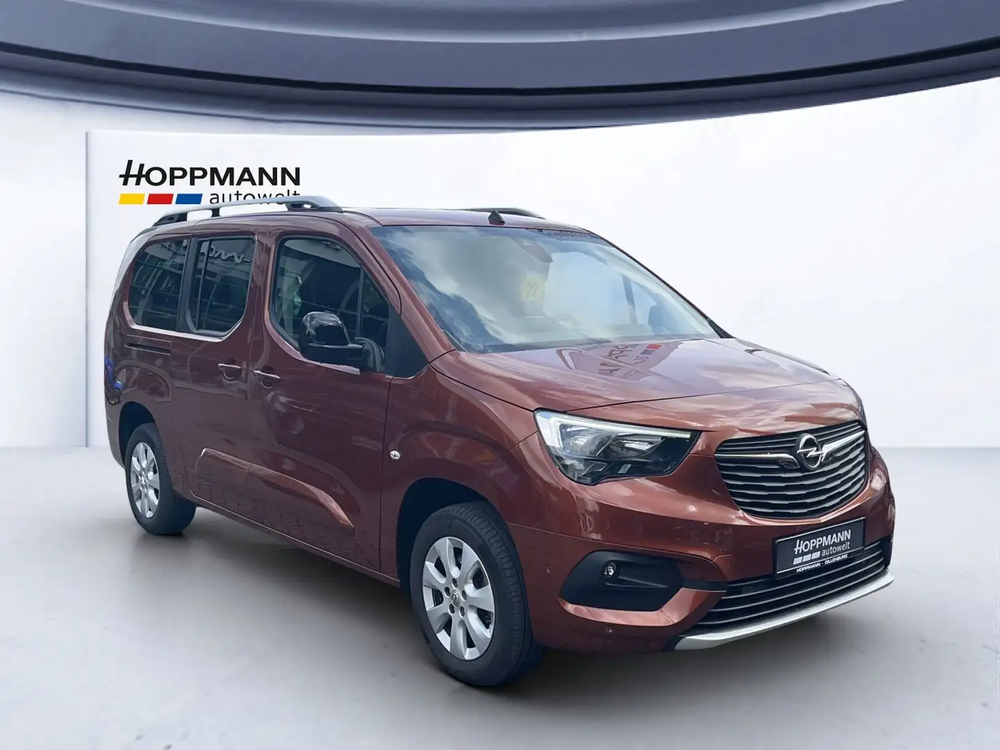 Opel Combo Life 1,5 D Ultimate Brązowy - 2