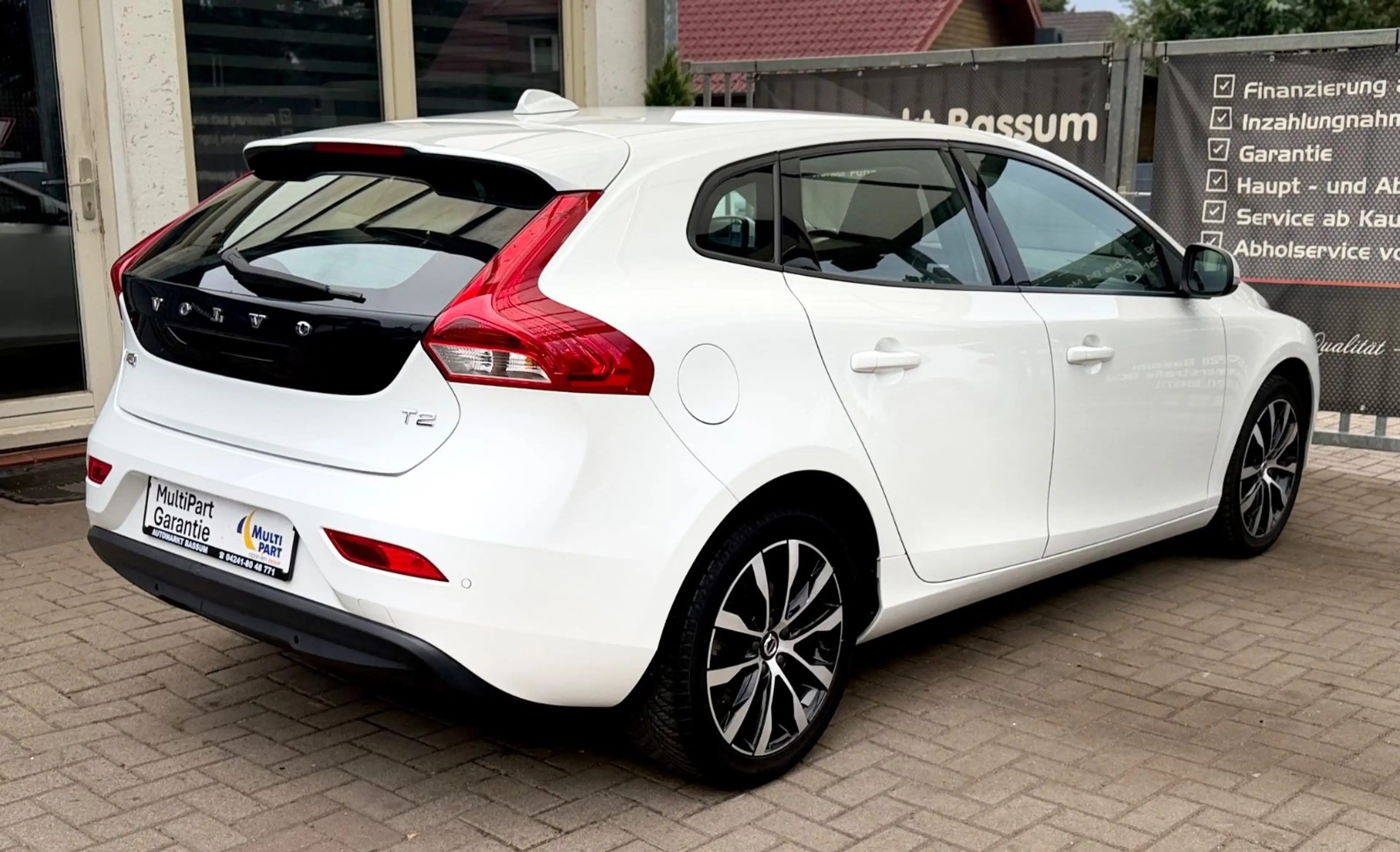 Volvo V40 Momentum LED+Navi+Shz.+Leder+PDC — photo 14