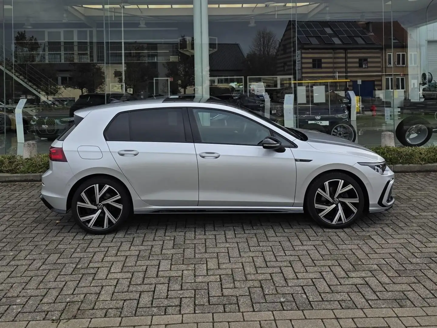 Volkswagen Golf 1.5 eTSI R-Line/Pano/HUD/Harman-Kardon/Camera Argent - 2