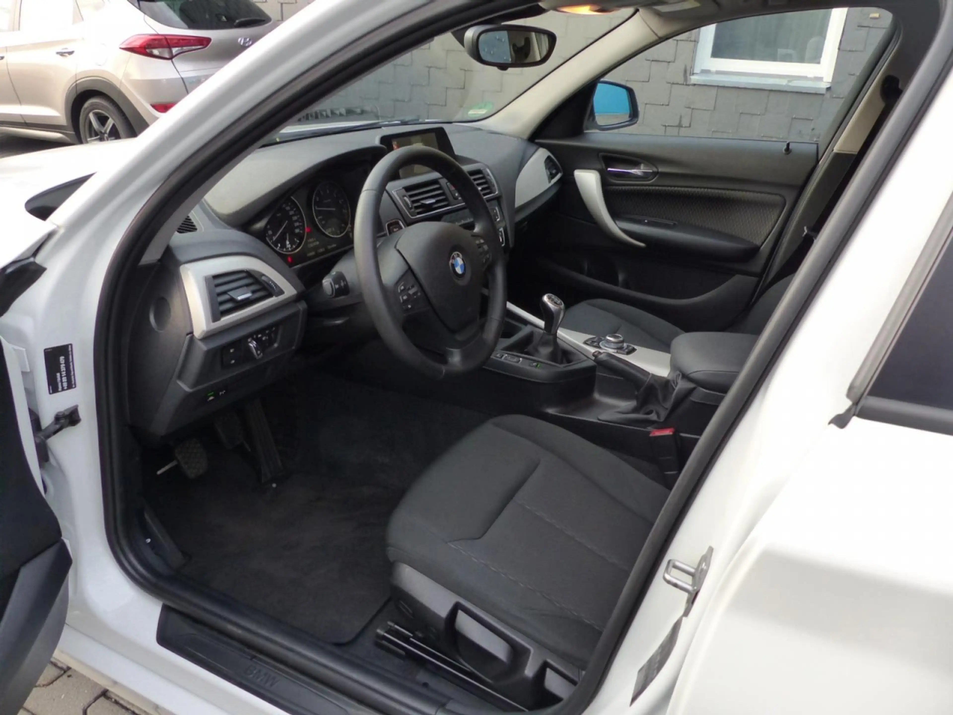 BMW 116 Advantage.LIM.KLIMA.PDC.NAVI.TEMPOMAT Klima Navi — photo 12