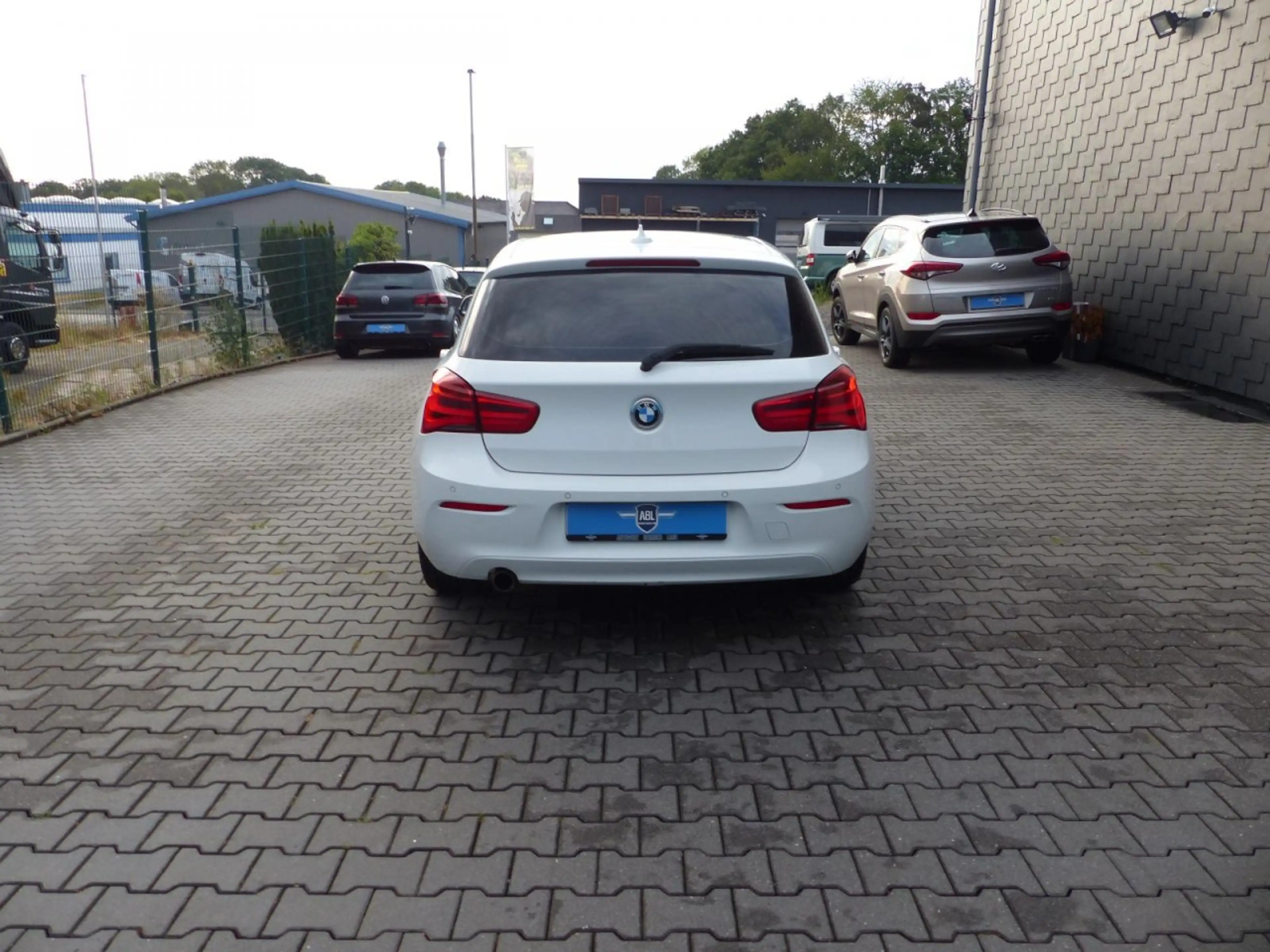 BMW 116 Advantage.LIM.KLIMA.PDC.NAVI.TEMPOMAT Klima Navi — photo 9