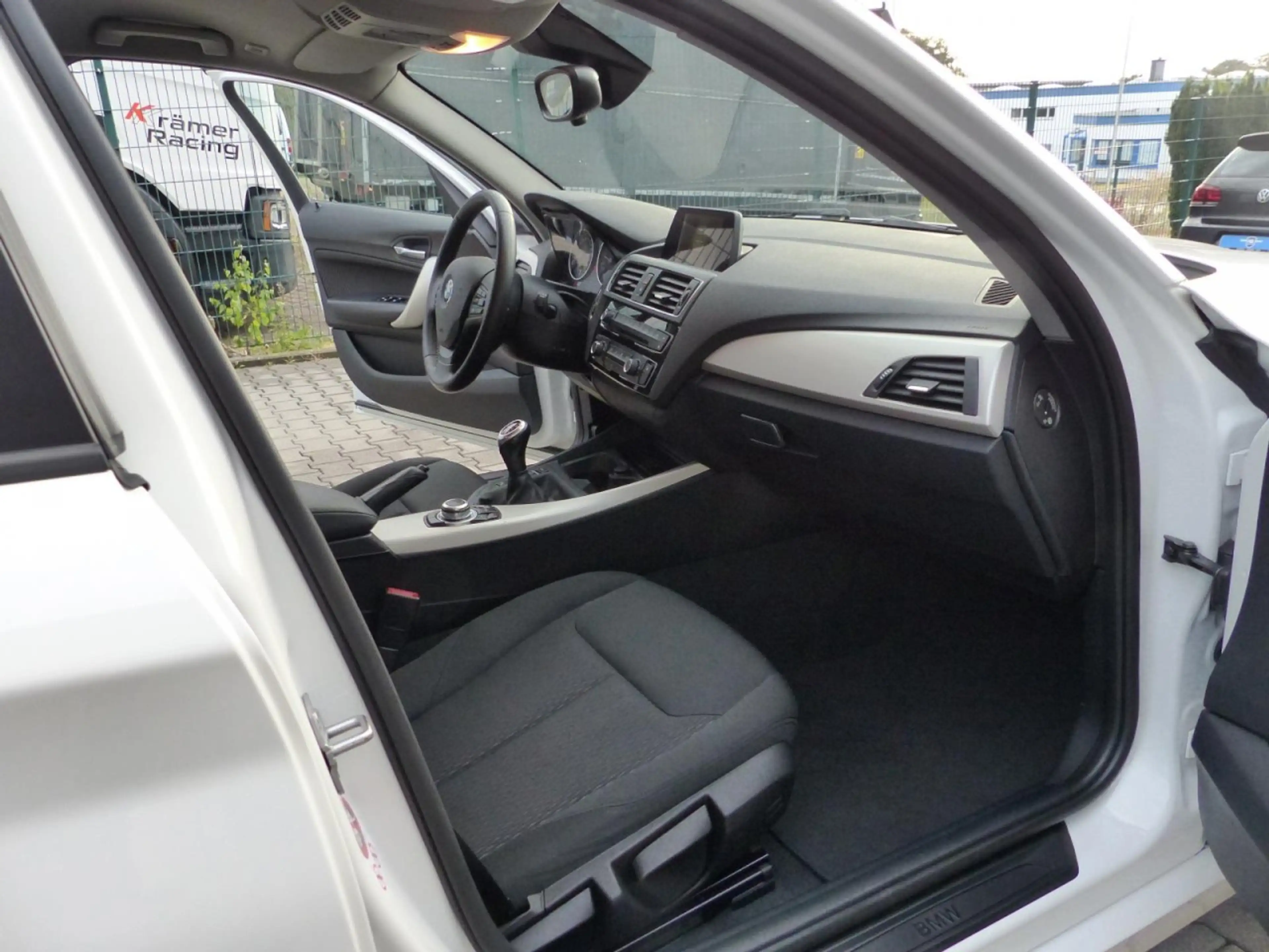 BMW 116 Advantage.LIM.KLIMA.PDC.NAVI.TEMPOMAT Klima Navi — photo 15