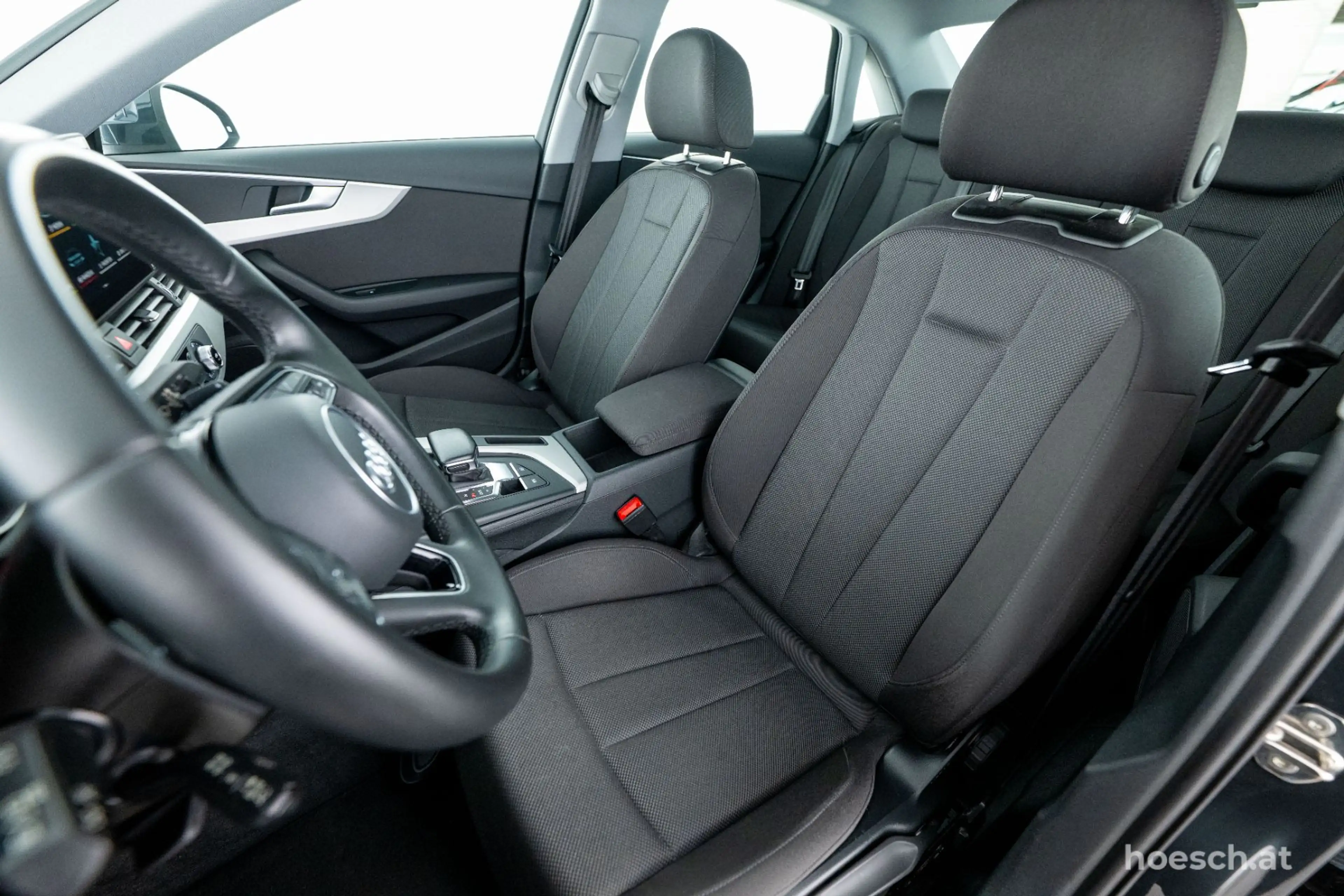 Audi A4 30 TDI Adv. LED KAMERA KEYLESS CARPLAY NEUWERTIG — photo 15