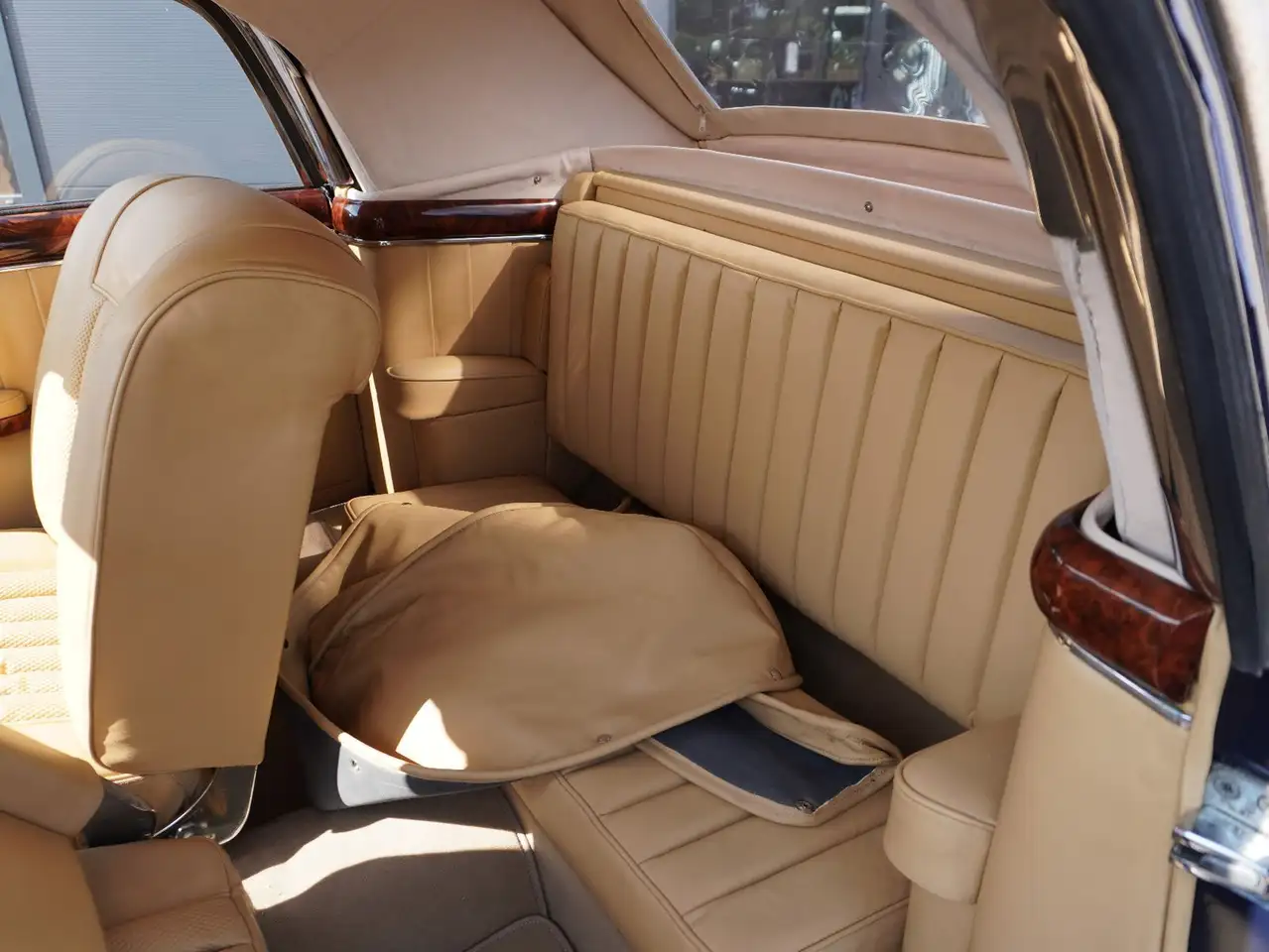 Mercedes-Benz 220 S Pontoncabriolet, foto 8