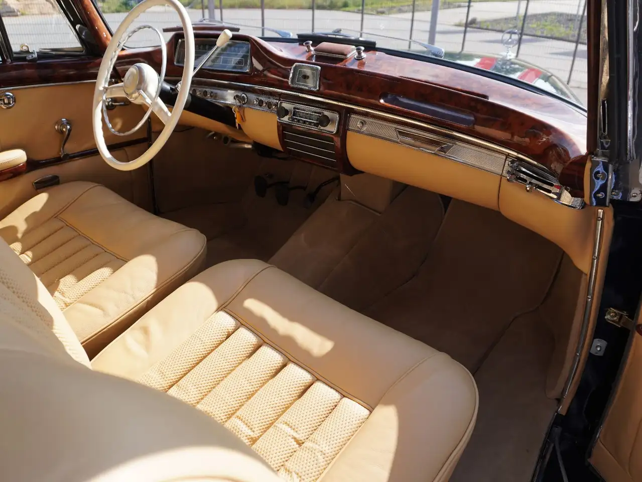 Mercedes-Benz 220 S Pontoncabriolet, foto 10