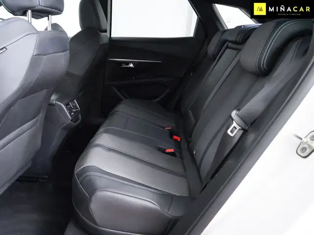 Peugeot 3008 view 7