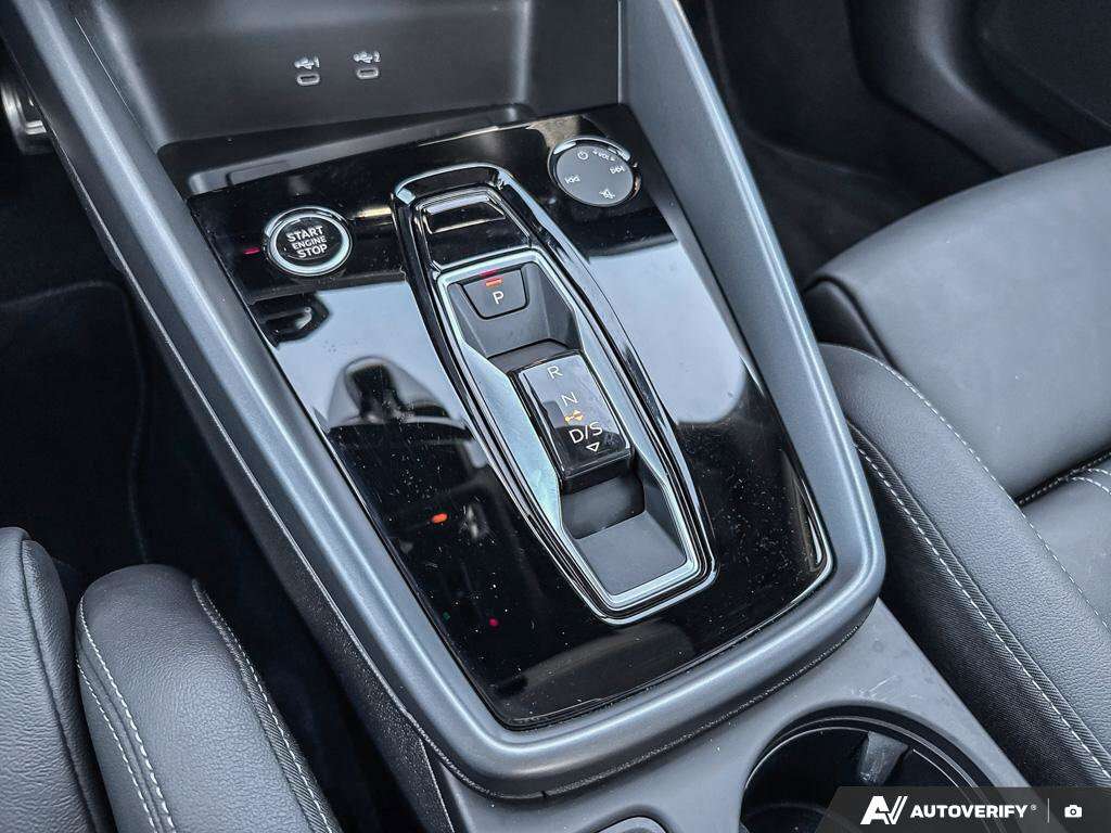2025 Audi A3 Technik | S LINE | HEATED SEATS | SUNROOF | NAVI | 2,000 cc 4 cyl thumb 18