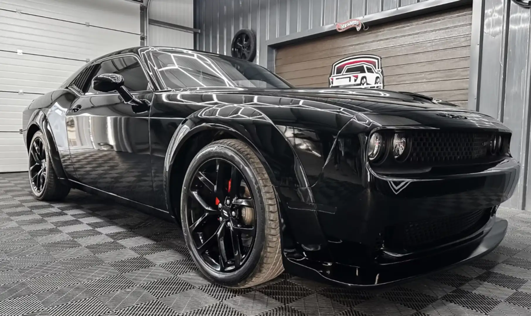 Dodge Challenger SRT Hellcat Redeye Widebody Noir - 1