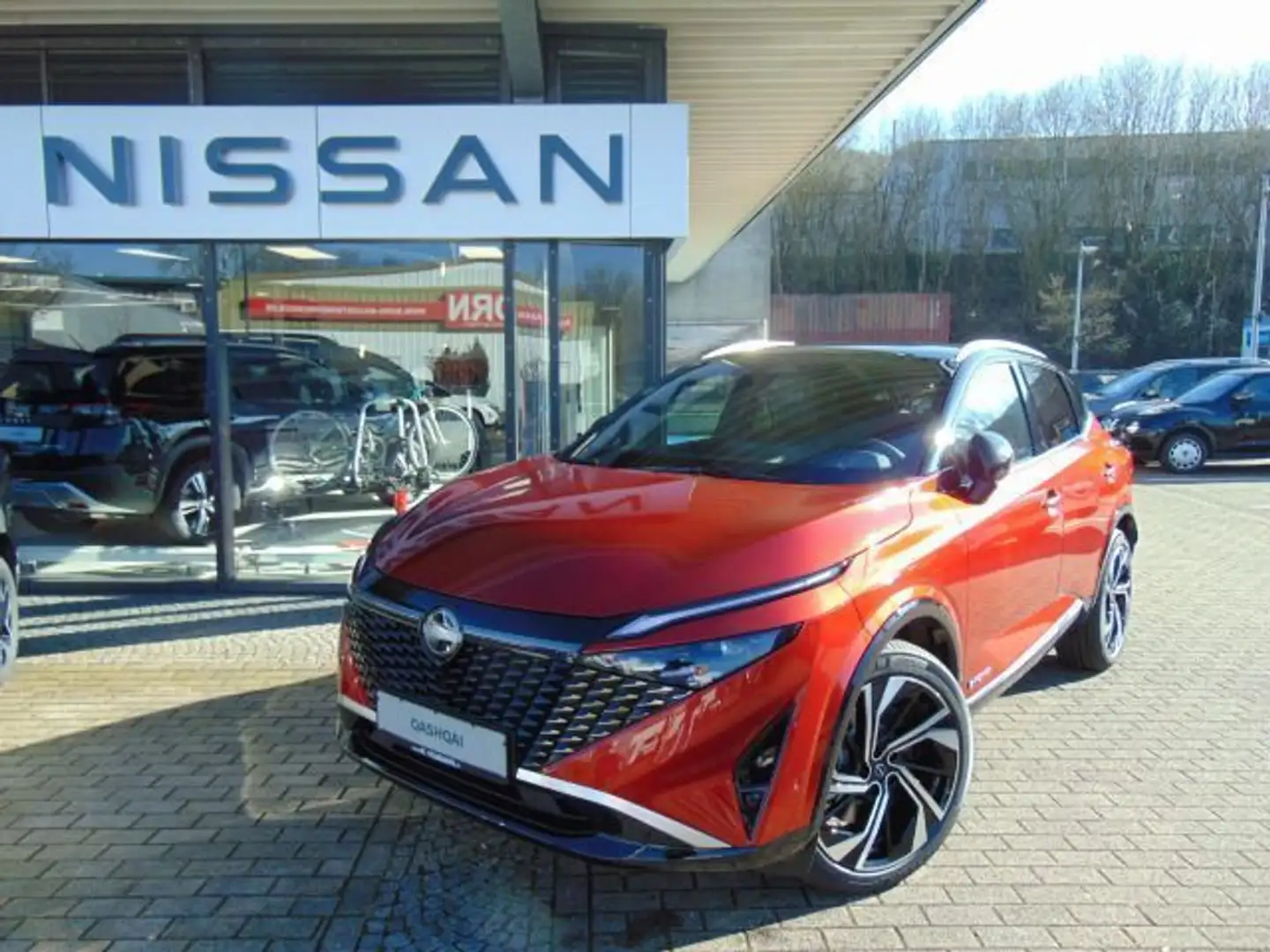 Nissan Qashqai QASHQAI TEKNA+ 1.5 VC-T e-POWER 4x2 20" 360° Rot - 1