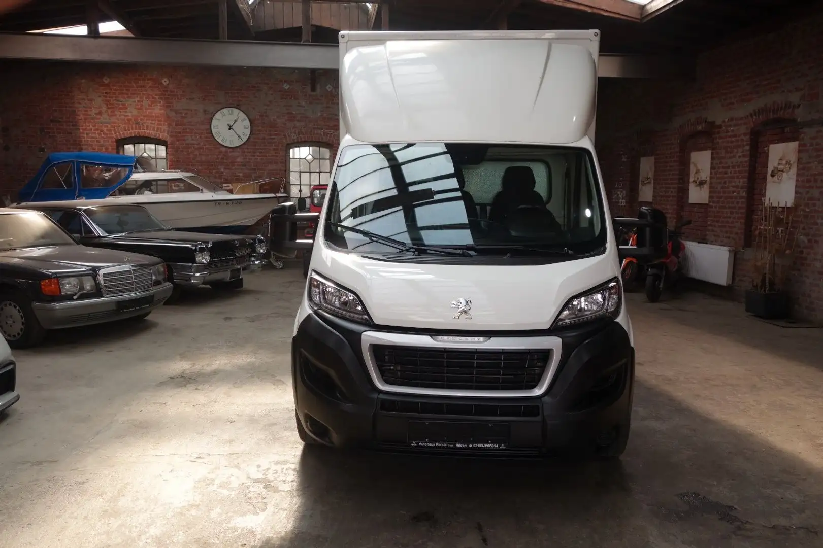 Peugeot Boxer Koffer L4 LBW 1Hand TüvNeu MotorNeu 53tkm! Bílá - 2