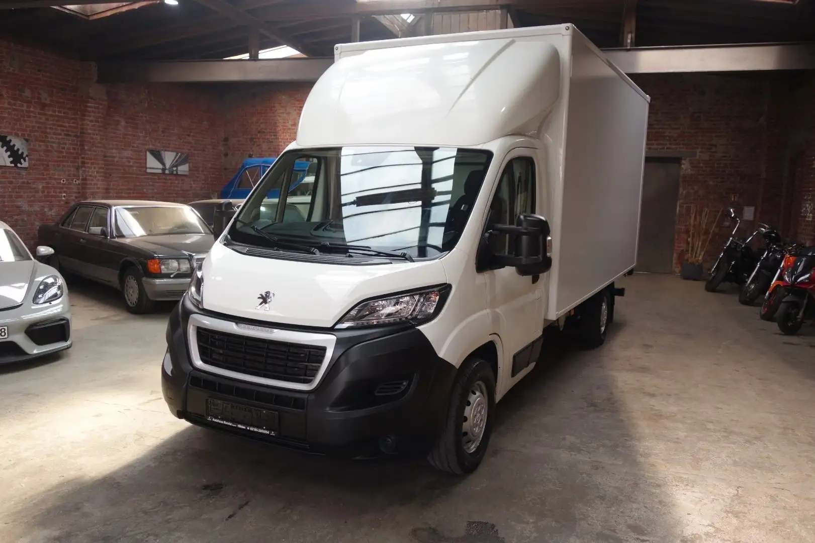 Peugeot Boxer Koffer L4 LBW 1Hand TüvNeu MotorNeu 53tkm! Bílá - 1