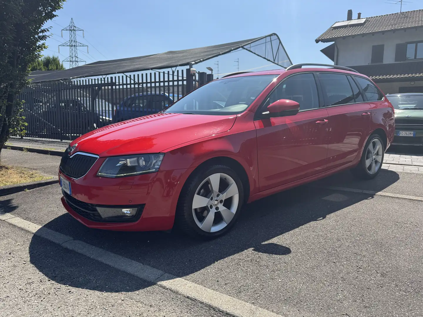Skoda Octavia Wagon 1.6 tdi cr Elegance 105cv dsg Rood - 2