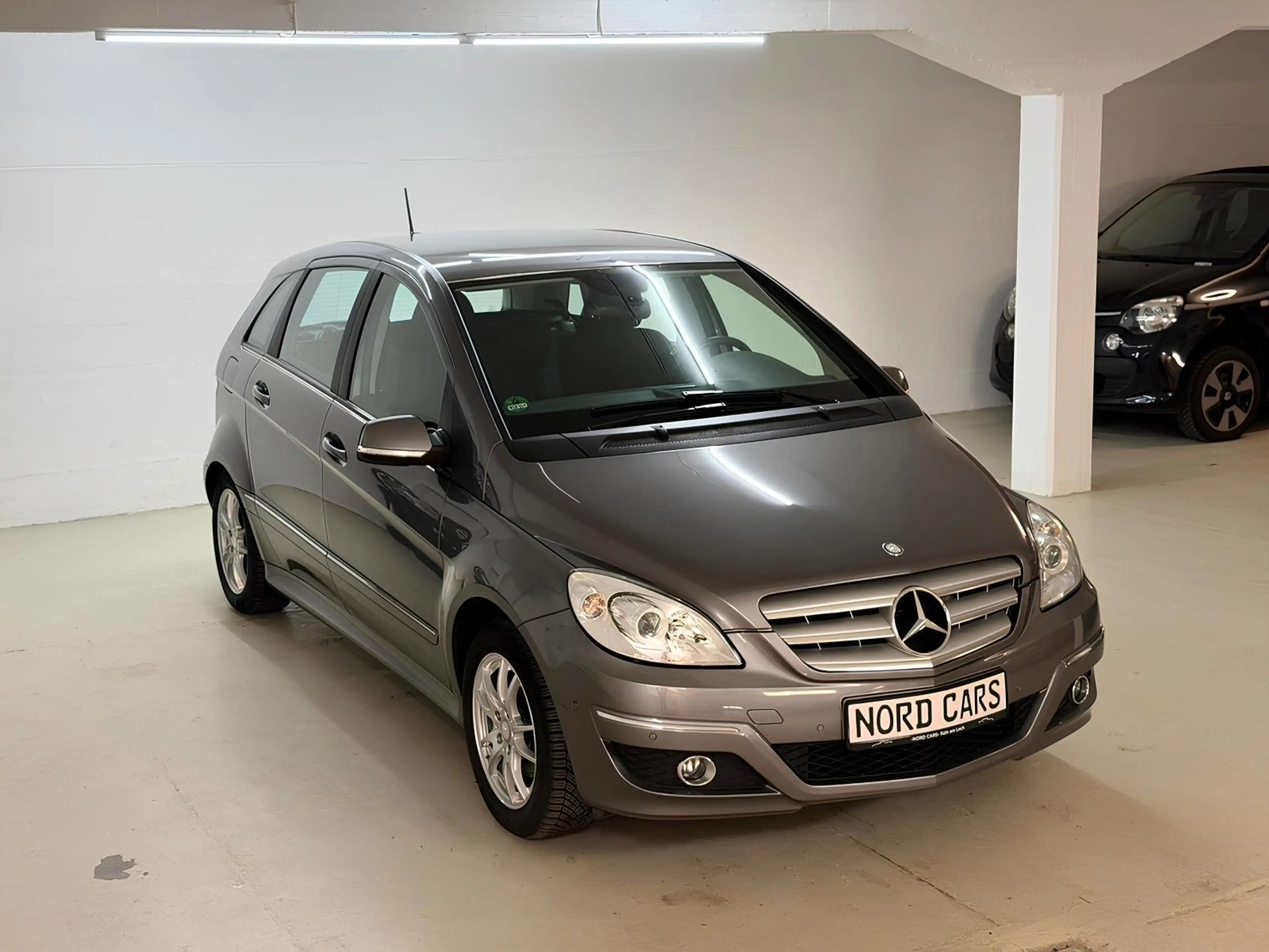 Mercedes-Benz B 200 B200 *2.HND *GARANTIE *AHK *KLIMA *TÜVNEU — photo 2