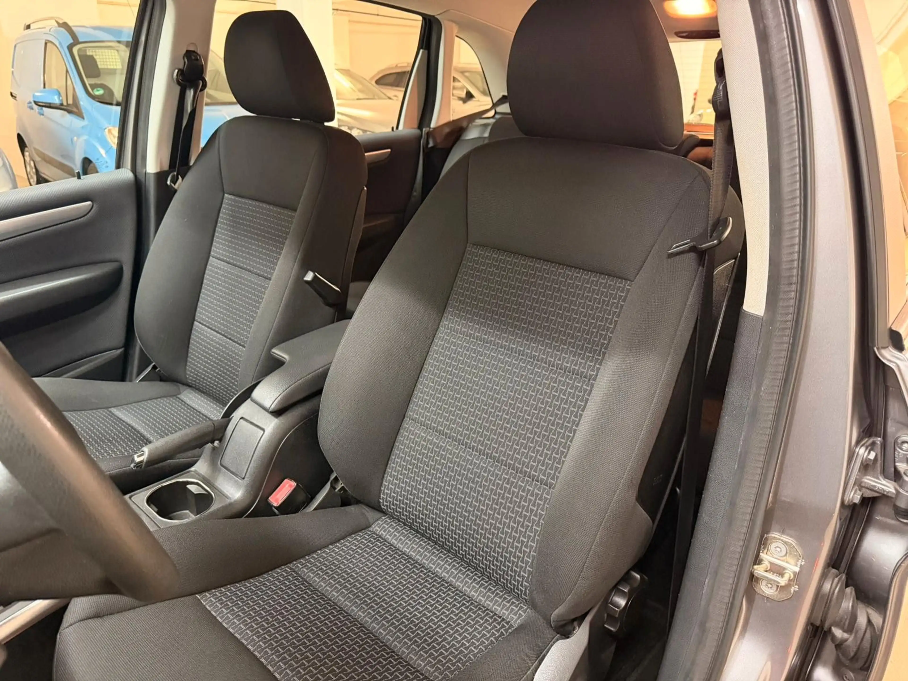 Mercedes-Benz B 200 B200 *2.HND *GARANTIE *AHK *KLIMA *TÜVNEU — photo 14