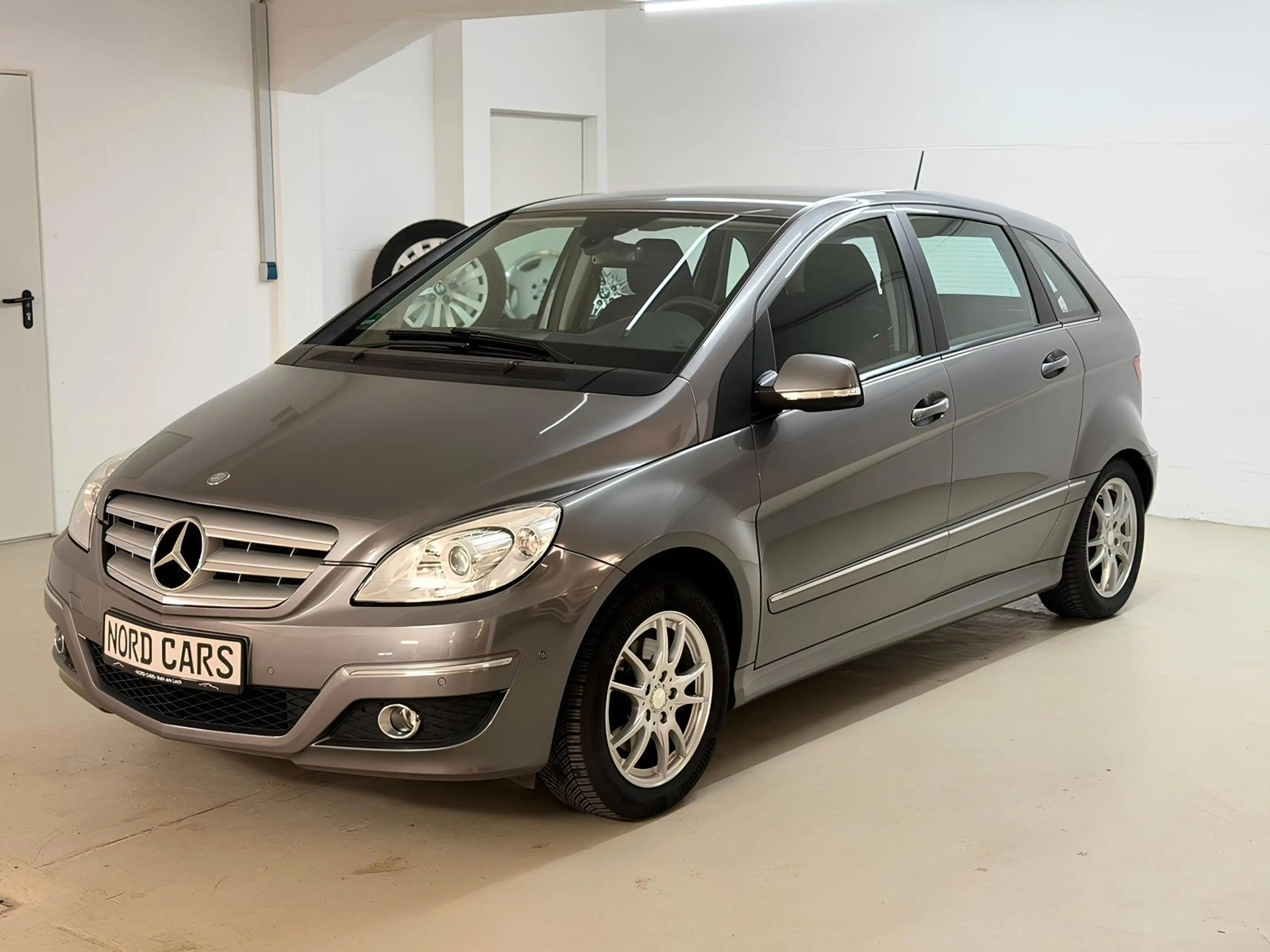Mercedes-Benz B 200 B200 *2.HND *GARANTIE *AHK *KLIMA *TÜVNEU — photo 4