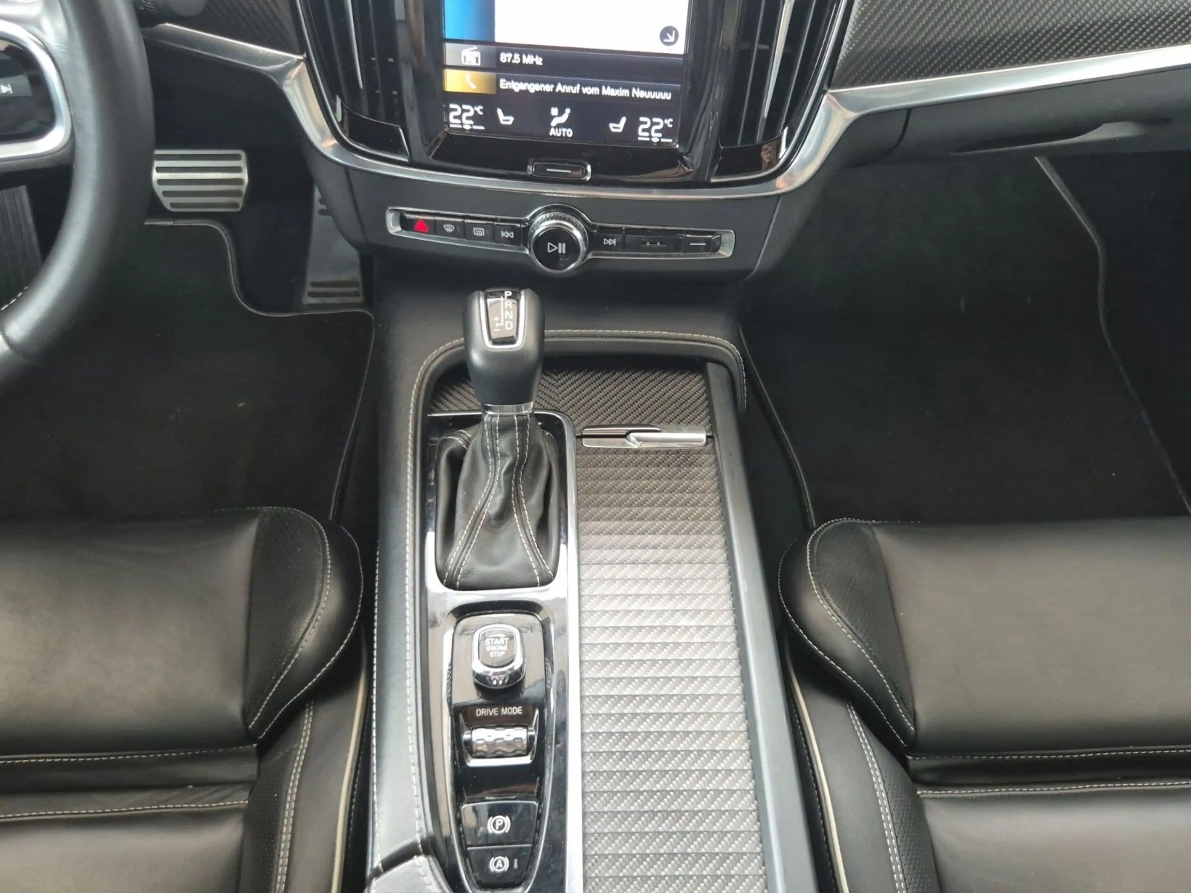 Volvo S90 R Design AWD 360 Carplay BLIS S-Dach HUD — photo 15