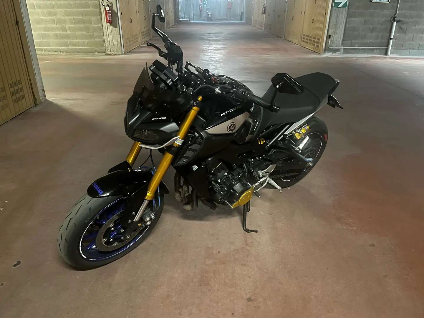 Yamaha MT-09 sp - 2