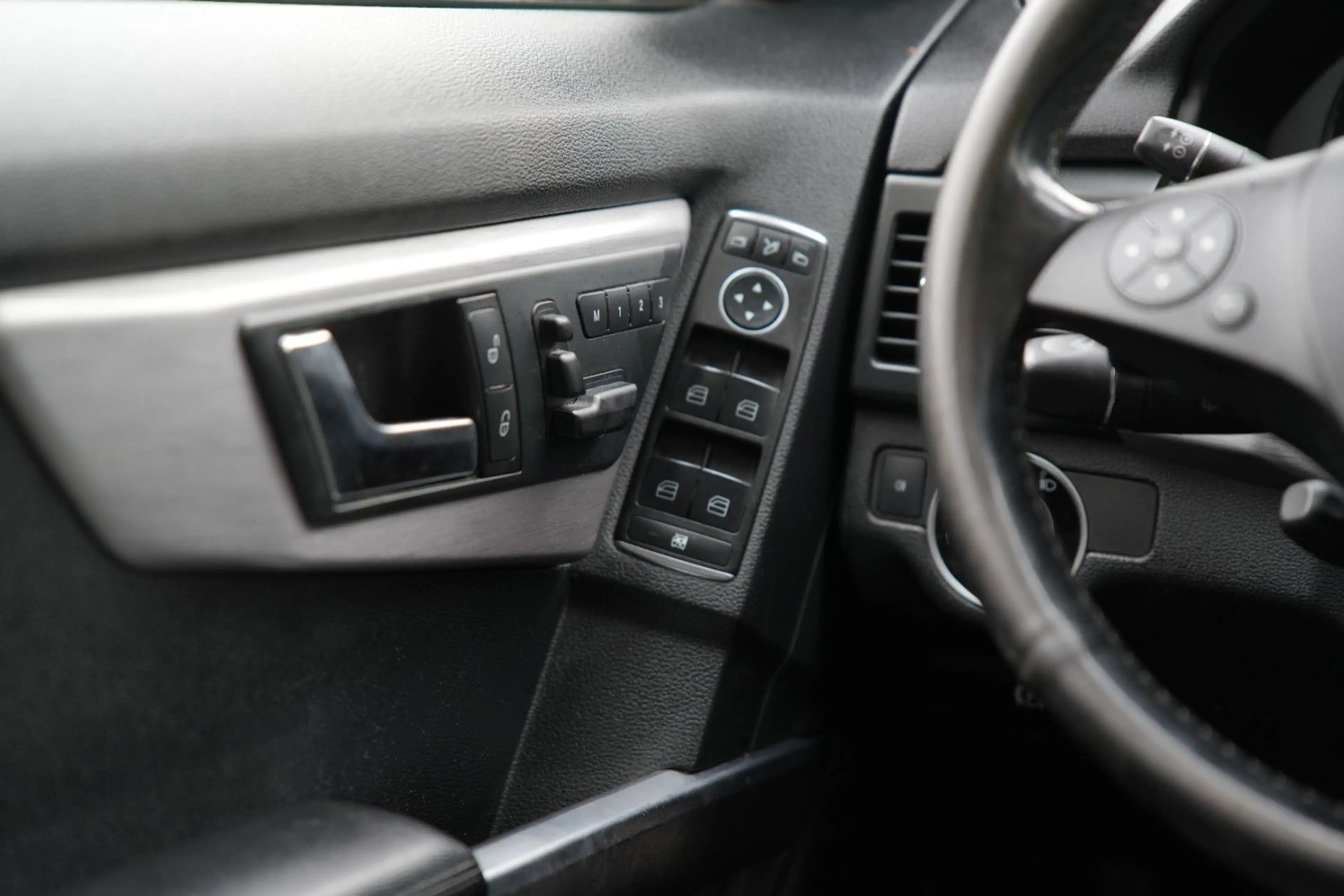 Mercedes-Benz GLK 350 GLK GLK 350 CDI 4Matic — photo 13