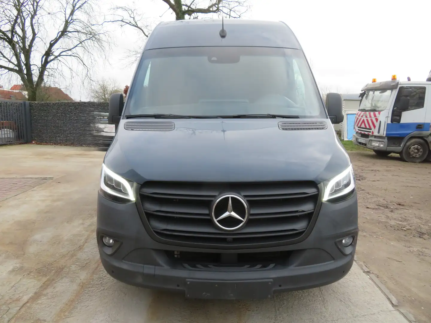 Mercedes-Benz Sprinter 315cdi - 9GTronic - A2H2 Grau - 2