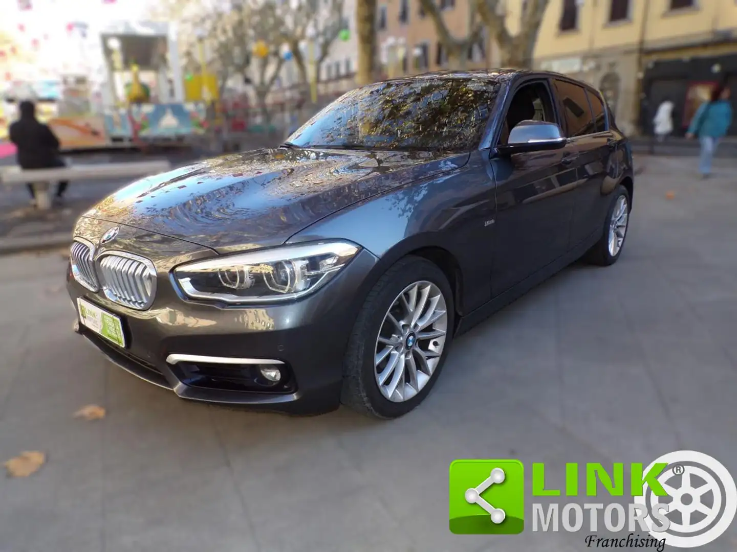 BMW 118 Serie 118d 150CV Urban line Grigio - 1