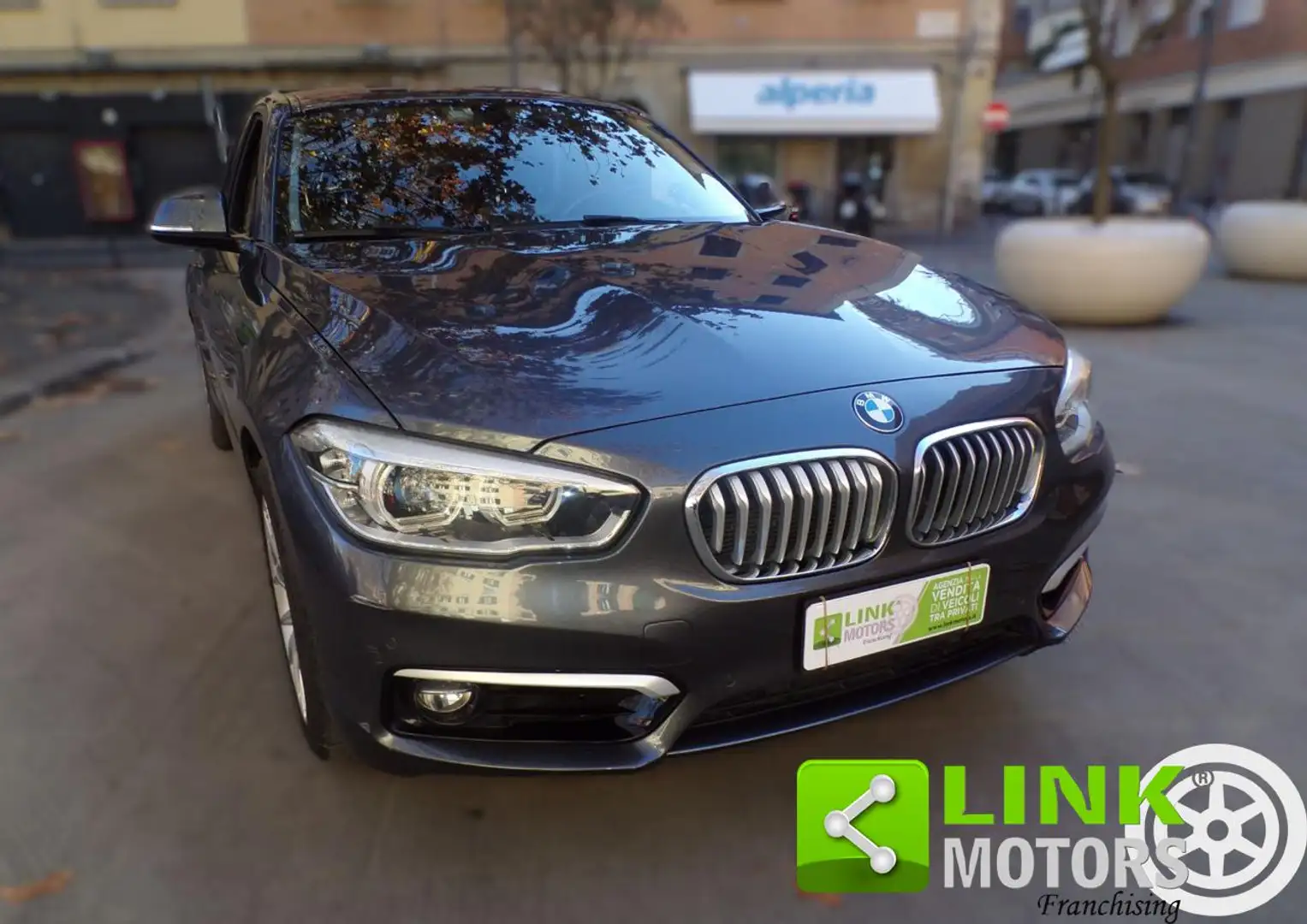 BMW 118 Serie 118d 150CV Urban line Grigio - 2