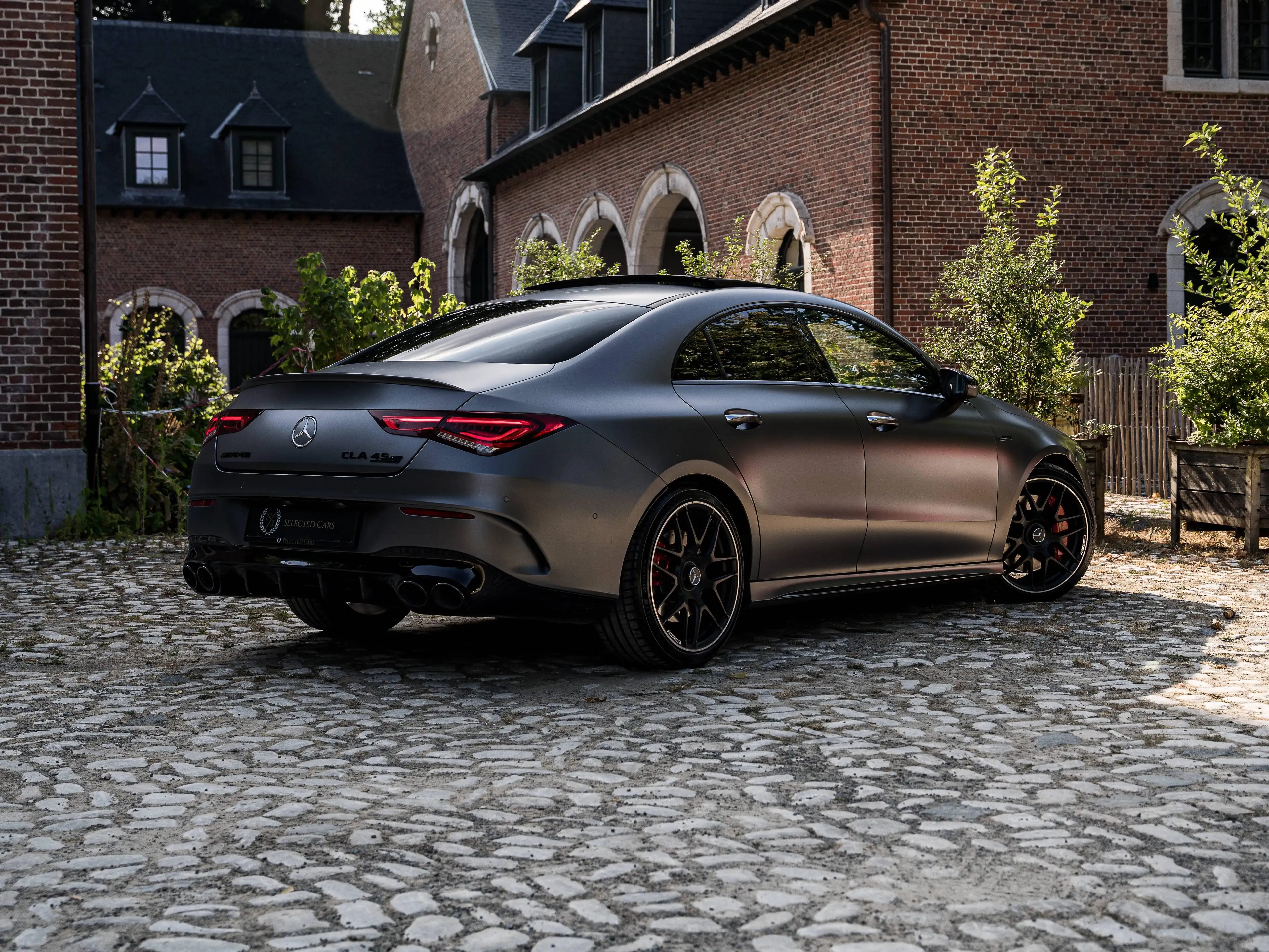 Mercedes-Benz CLA 45 AMG S 4-MATIC*DESIGNO MAGNO*TOIT PANO*BURGMESTER*PACK LUXURY — photo 6
