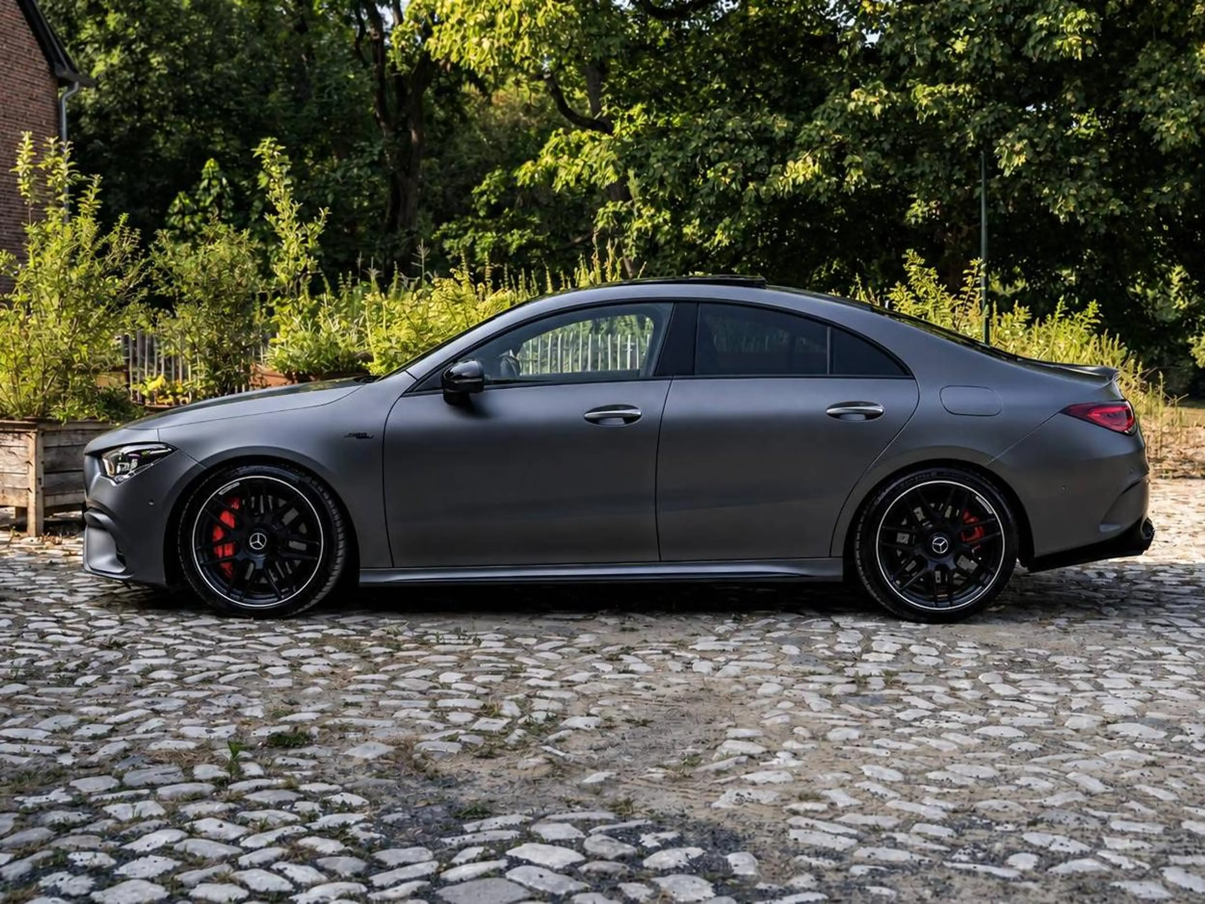 Mercedes-Benz CLA 45 AMG S 4-MATIC*DESIGNO MAGNO*TOIT PANO*BURGMESTER*PACK LUXURY — photo 5