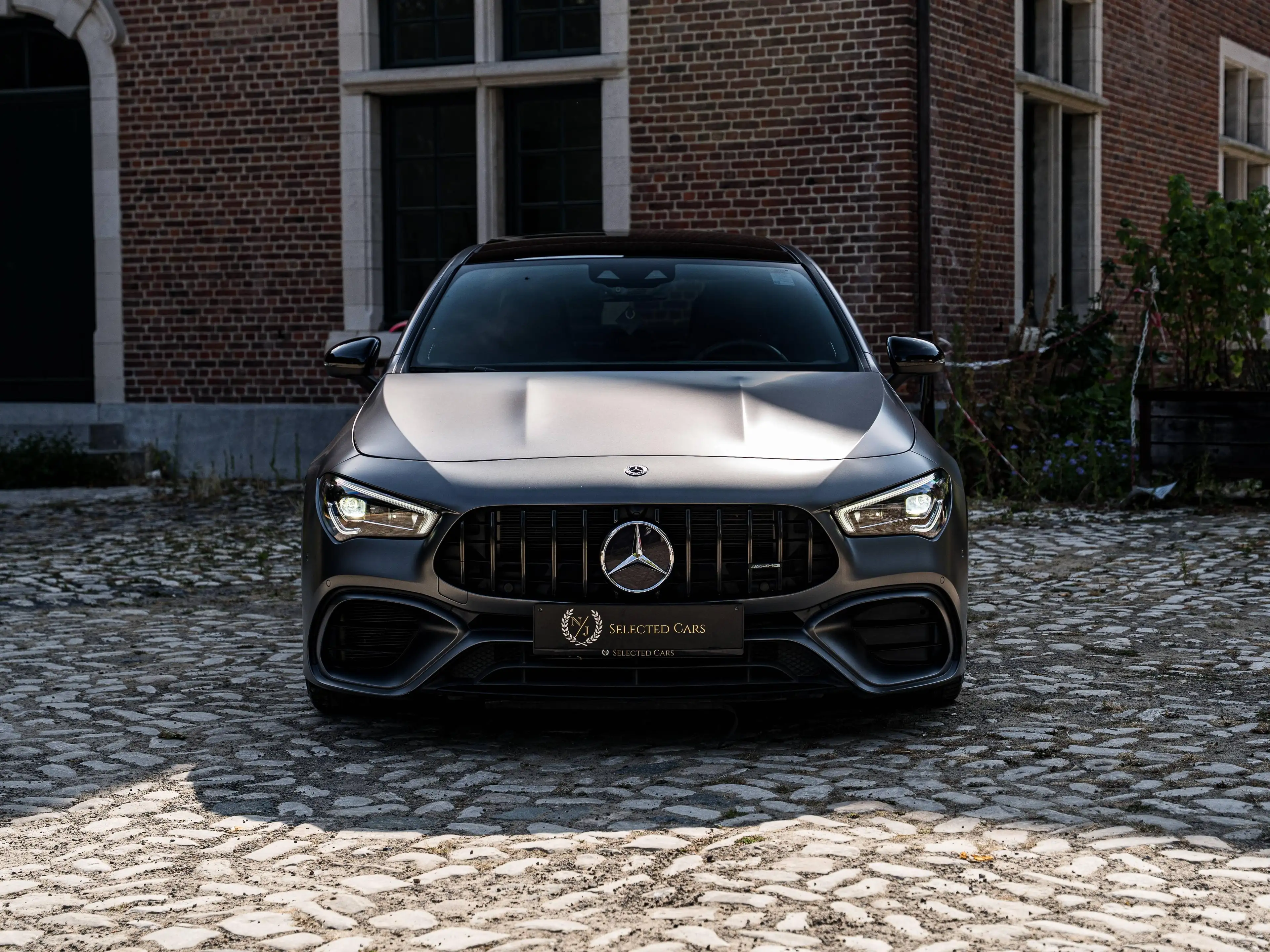 Mercedes-Benz CLA 45 AMG S 4-MATIC*DESIGNO MAGNO*TOIT PANO*BURGMESTER*PACK LUXURY — photo 2