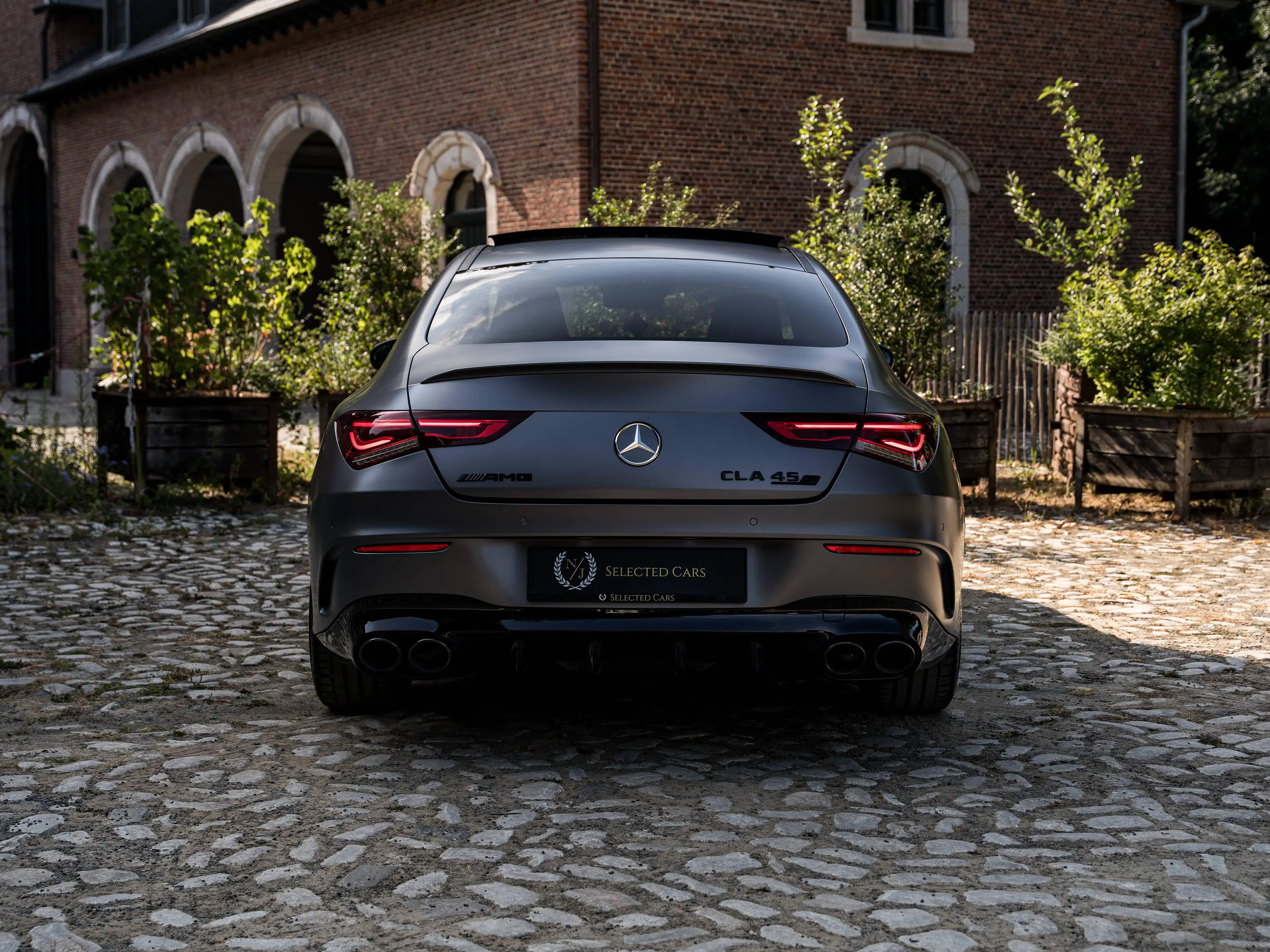 Mercedes-Benz CLA 45 AMG S 4-MATIC*DESIGNO MAGNO*TOIT PANO*BURGMESTER*PACK LUXURY — photo 7