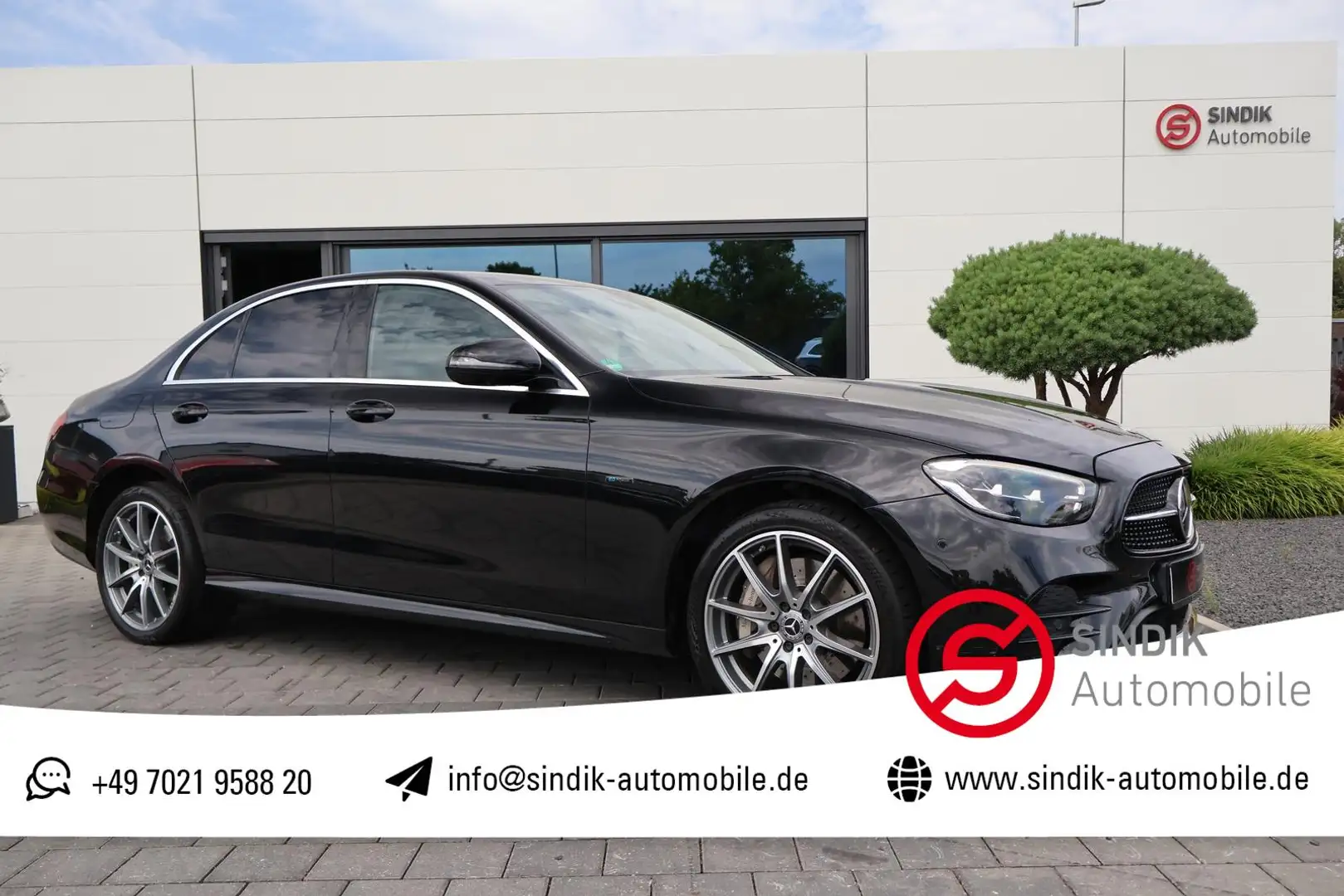 Mercedes-Benz E 300 de 4Matic AMG- Negro - 1