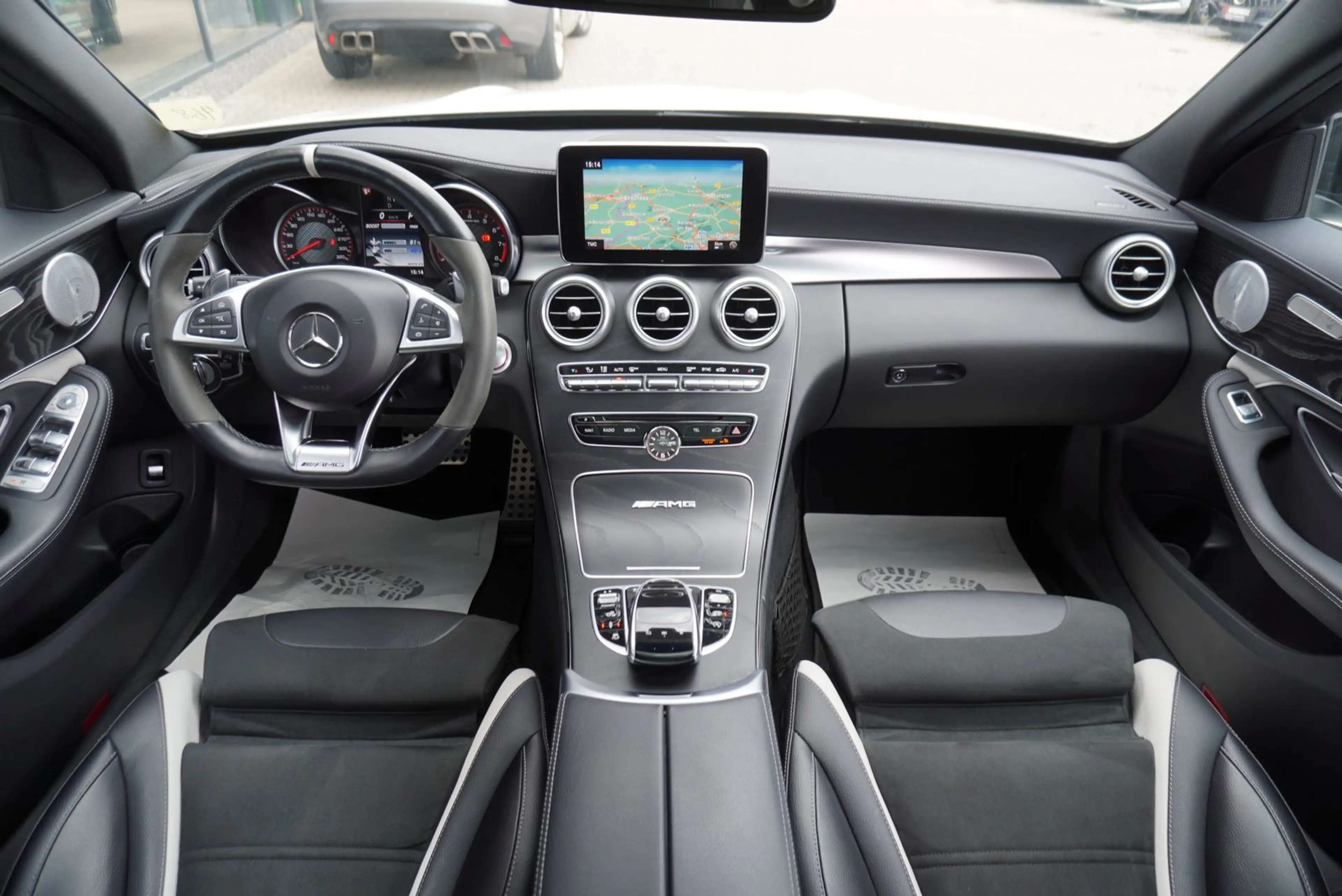 Mercedes-Benz C 63 AMG S DriversPack/Comand/Burmester/HUD/Pano — photo 13