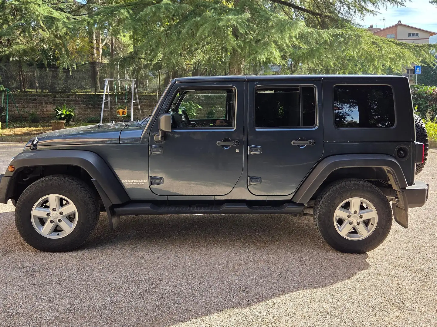 Jeep Wrangler Wrangler Unlimited 2.8 crd Sahara dpf Grigio - 2