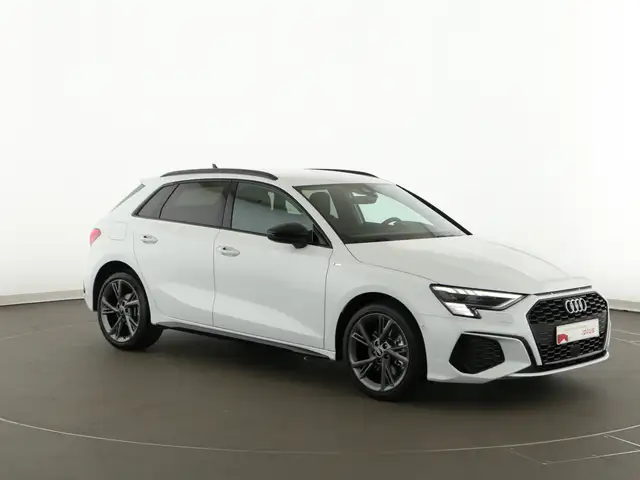 Audi A3 view 9