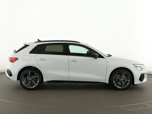 Audi A3 view 8
