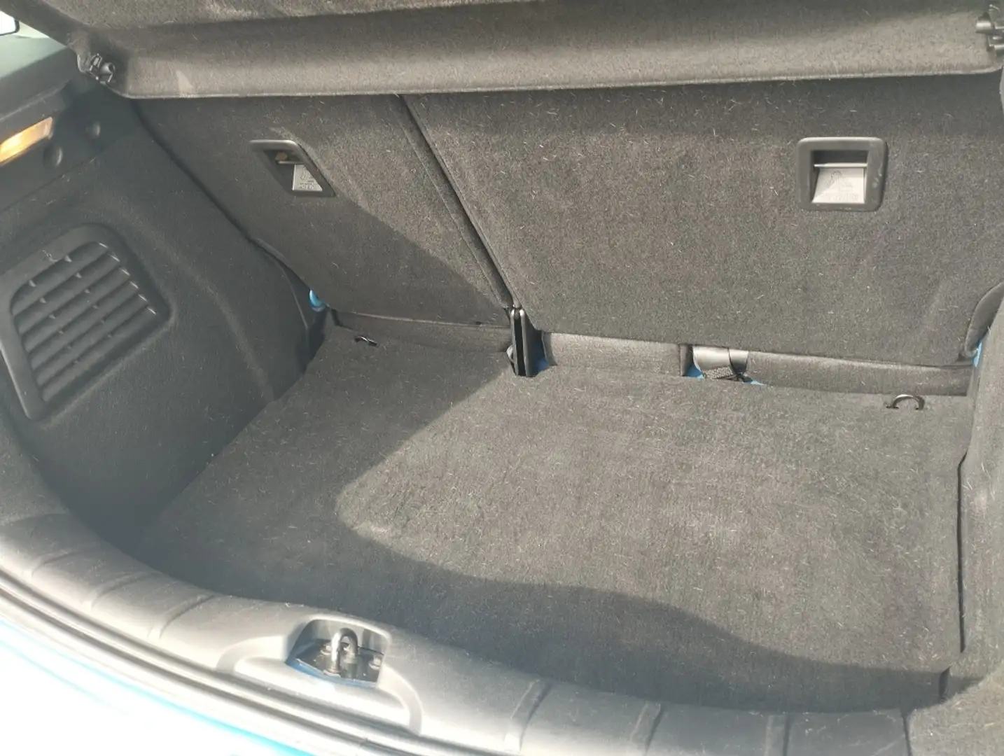 Citroen C3 1.6BlueHDi Collection 75 Bleu - 2