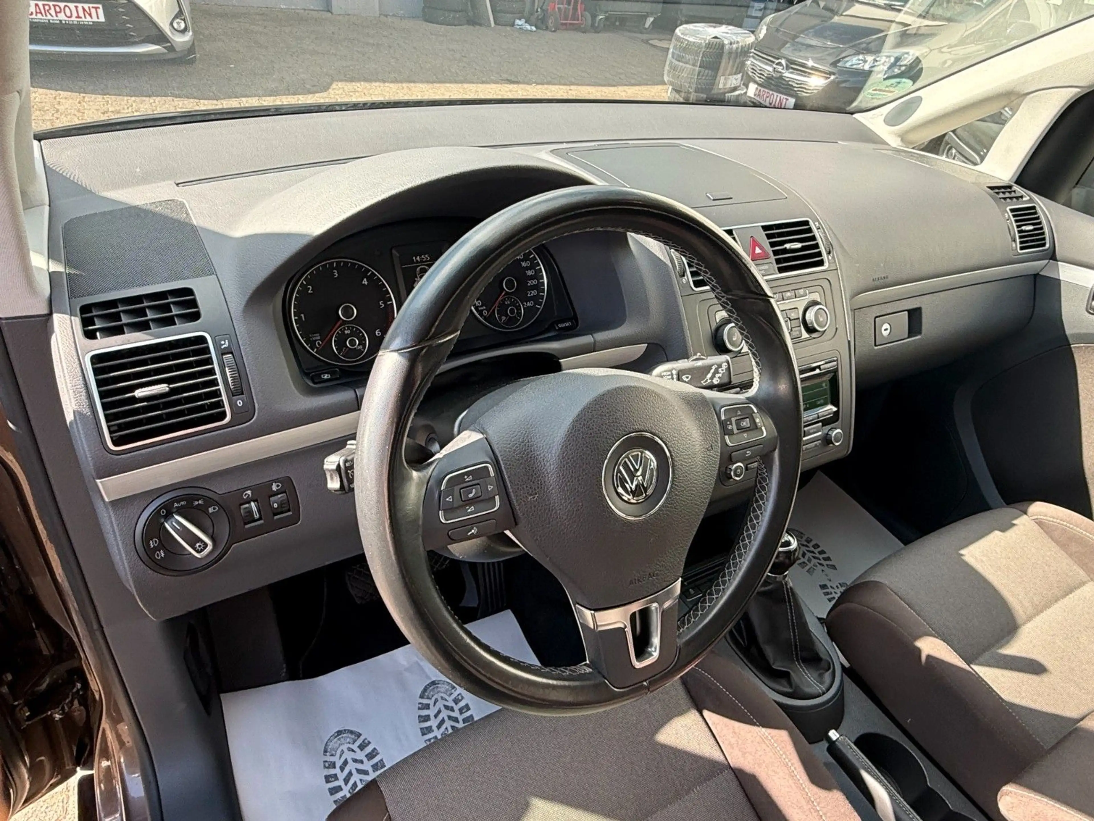 Volkswagen Touran Style 7SITZER/KLIMA/AHK/PDC/SHZ/2.HAND — photo 14