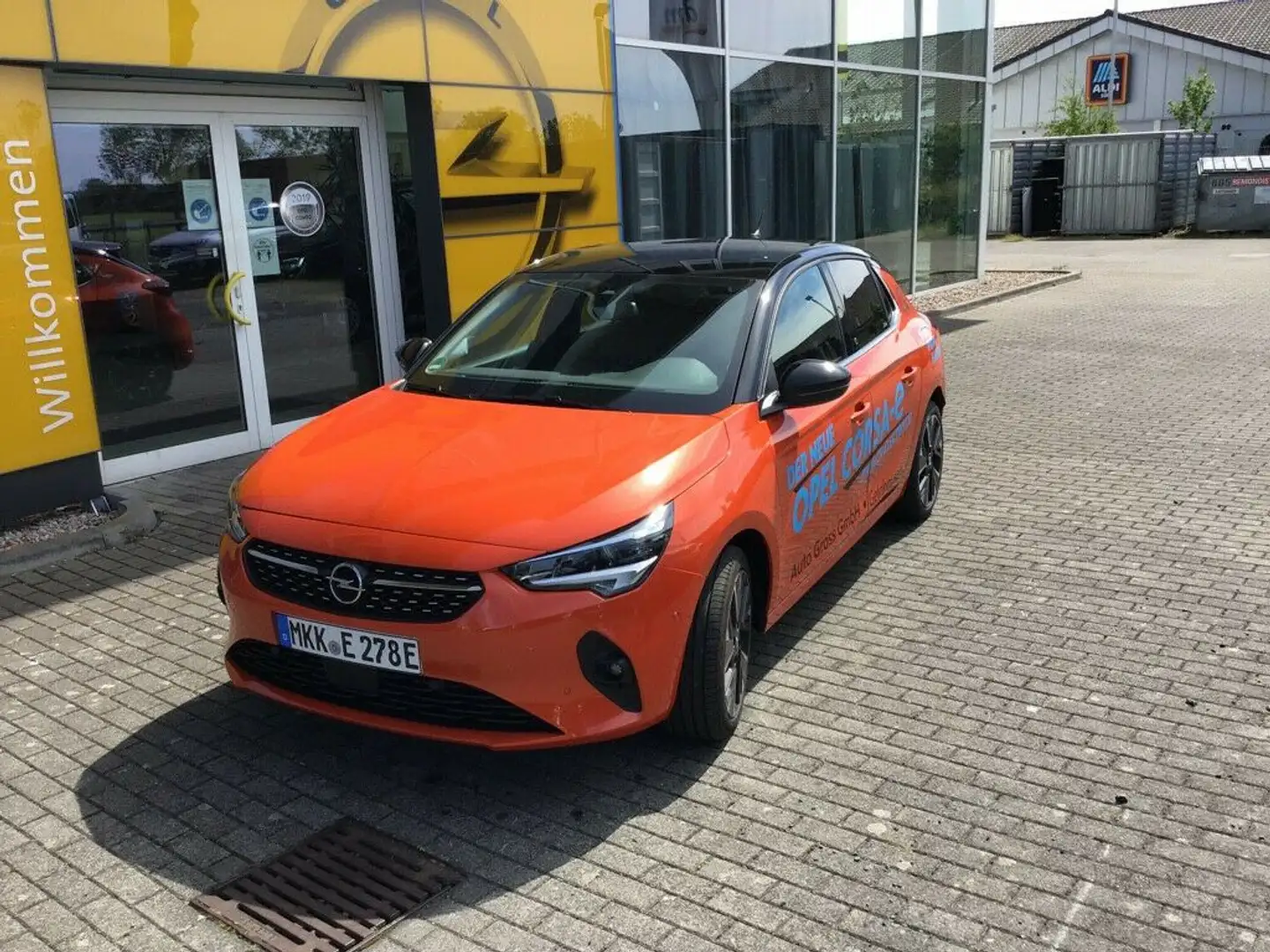 Opel Corsa F e First Edition Orange - 1