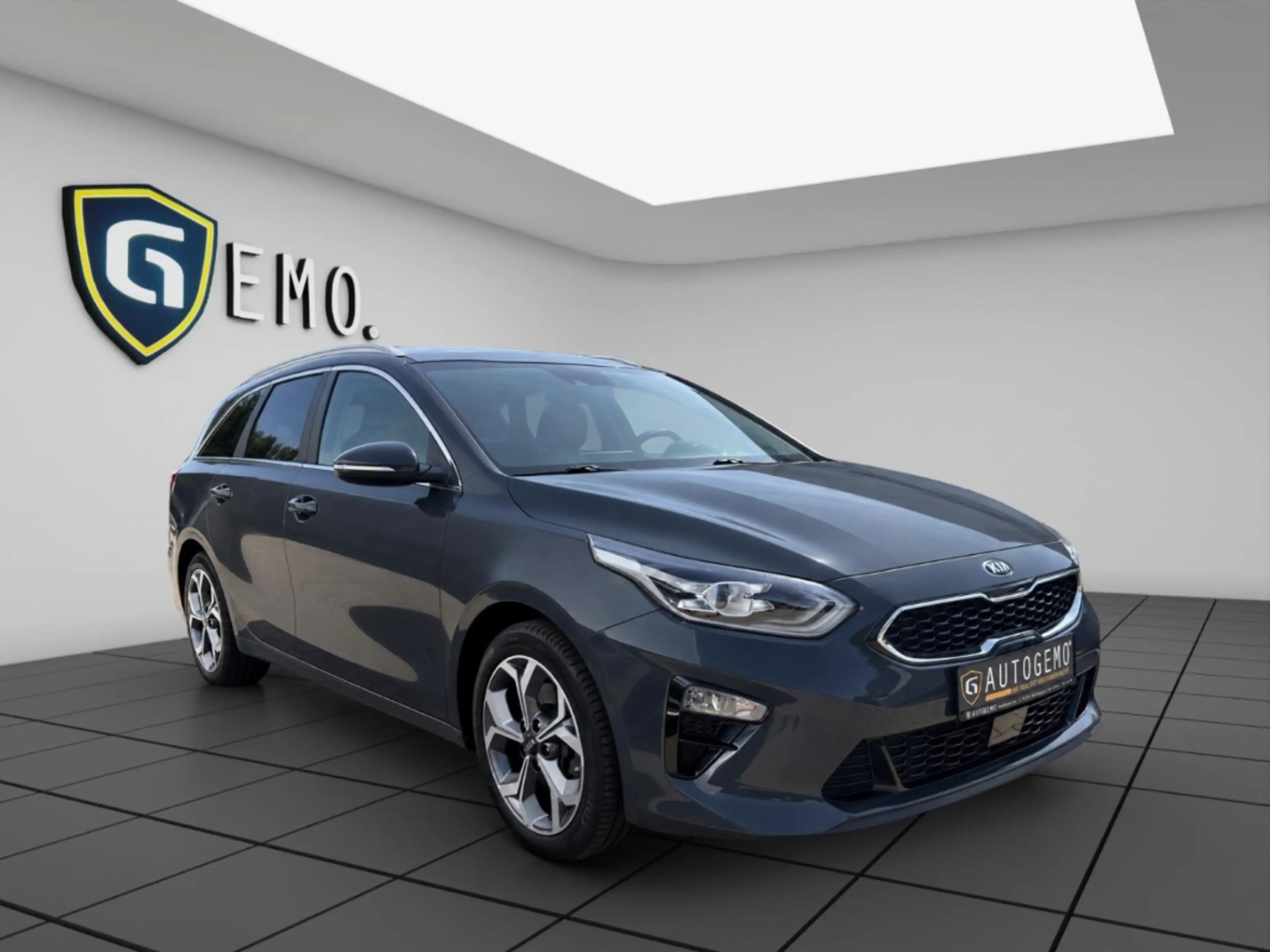 Kia Ceed / cee'd Sportswagon Spirit NAVI RFK SOUND JBL LED ACC — photo 3