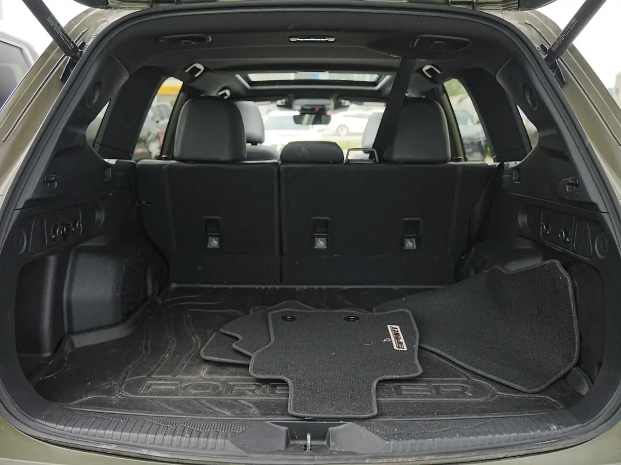 Subaru Forester снимка Subaru Forester